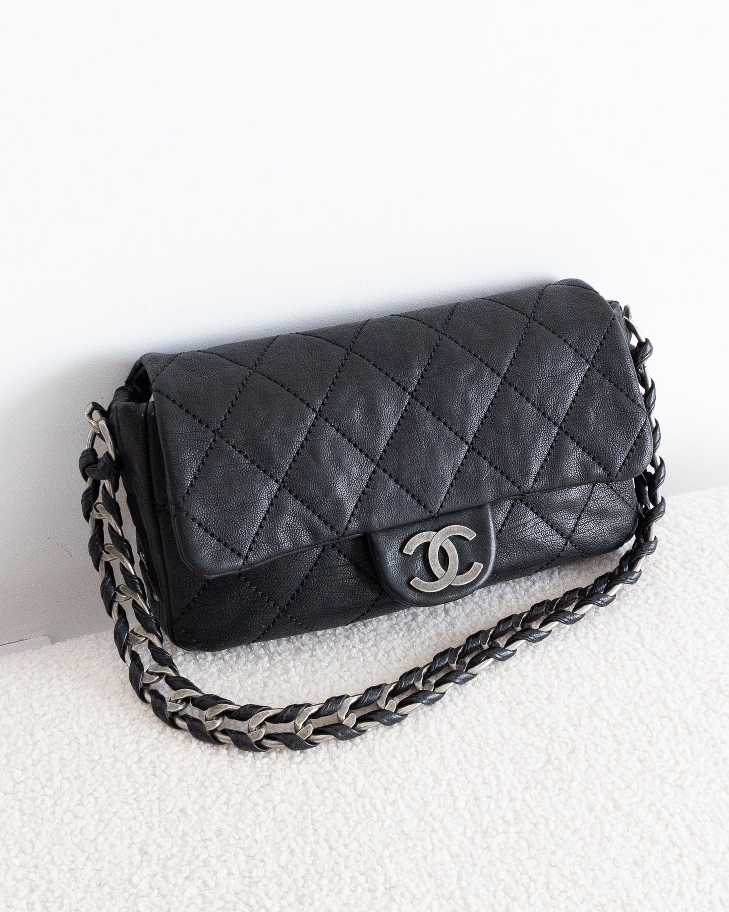 CHANEL Chain Flap Shoulder bag