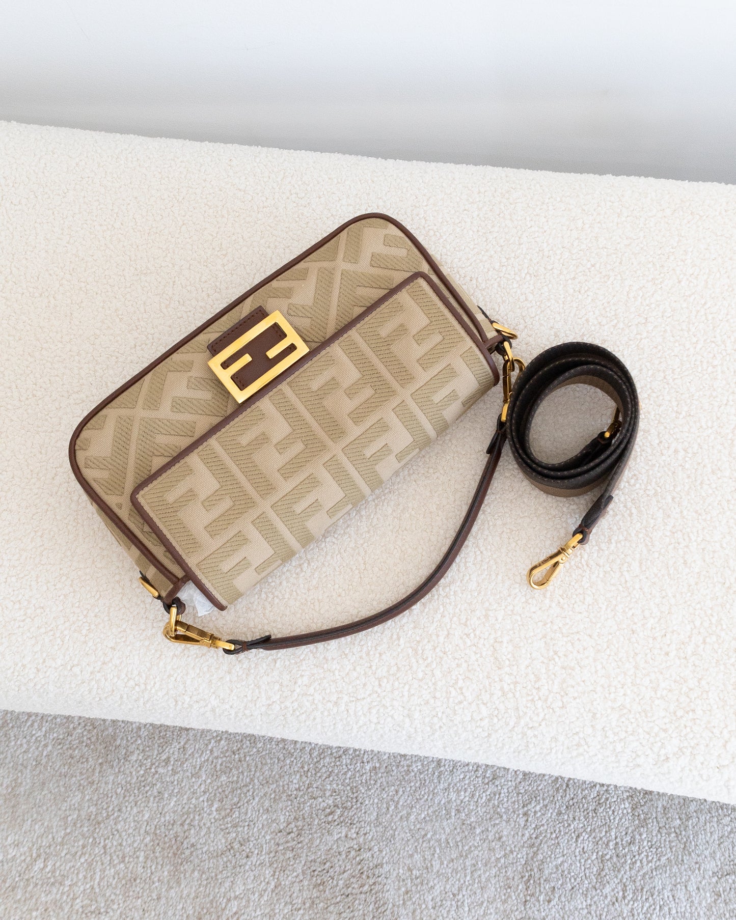 FENDI Baguette 2 ways