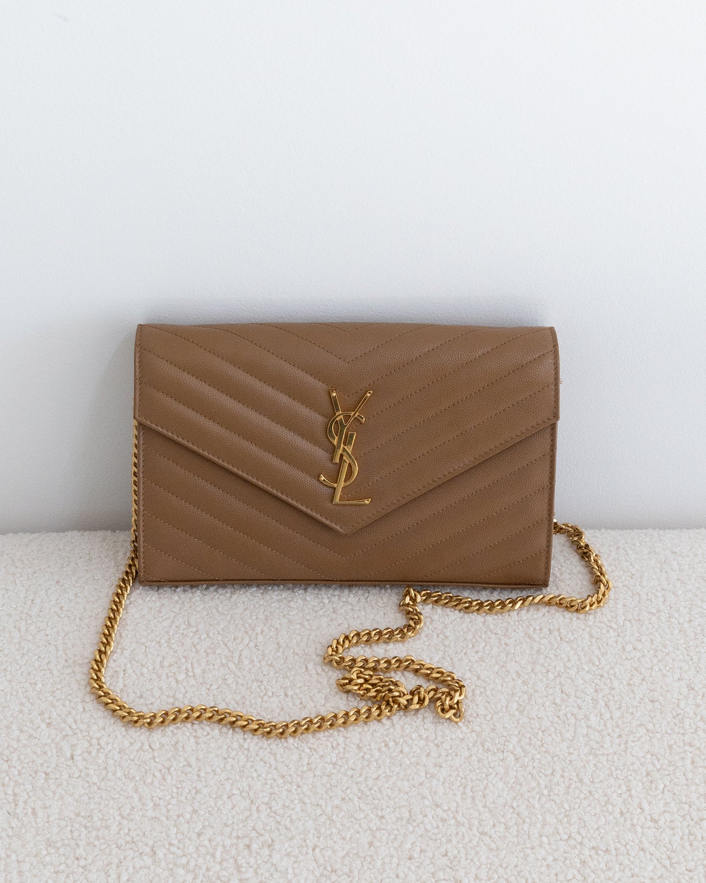 SAINT LAURENT Cassandre WOC