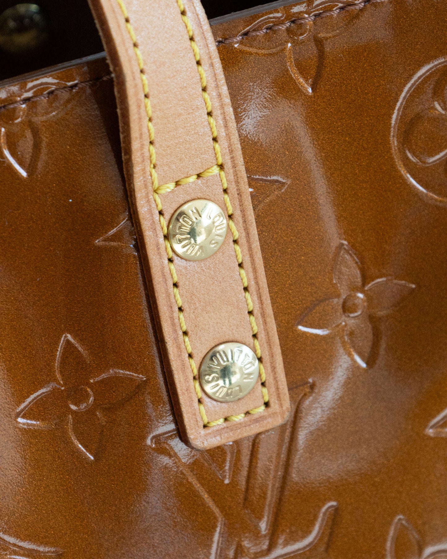 LOUIS VUITTON Reade PM