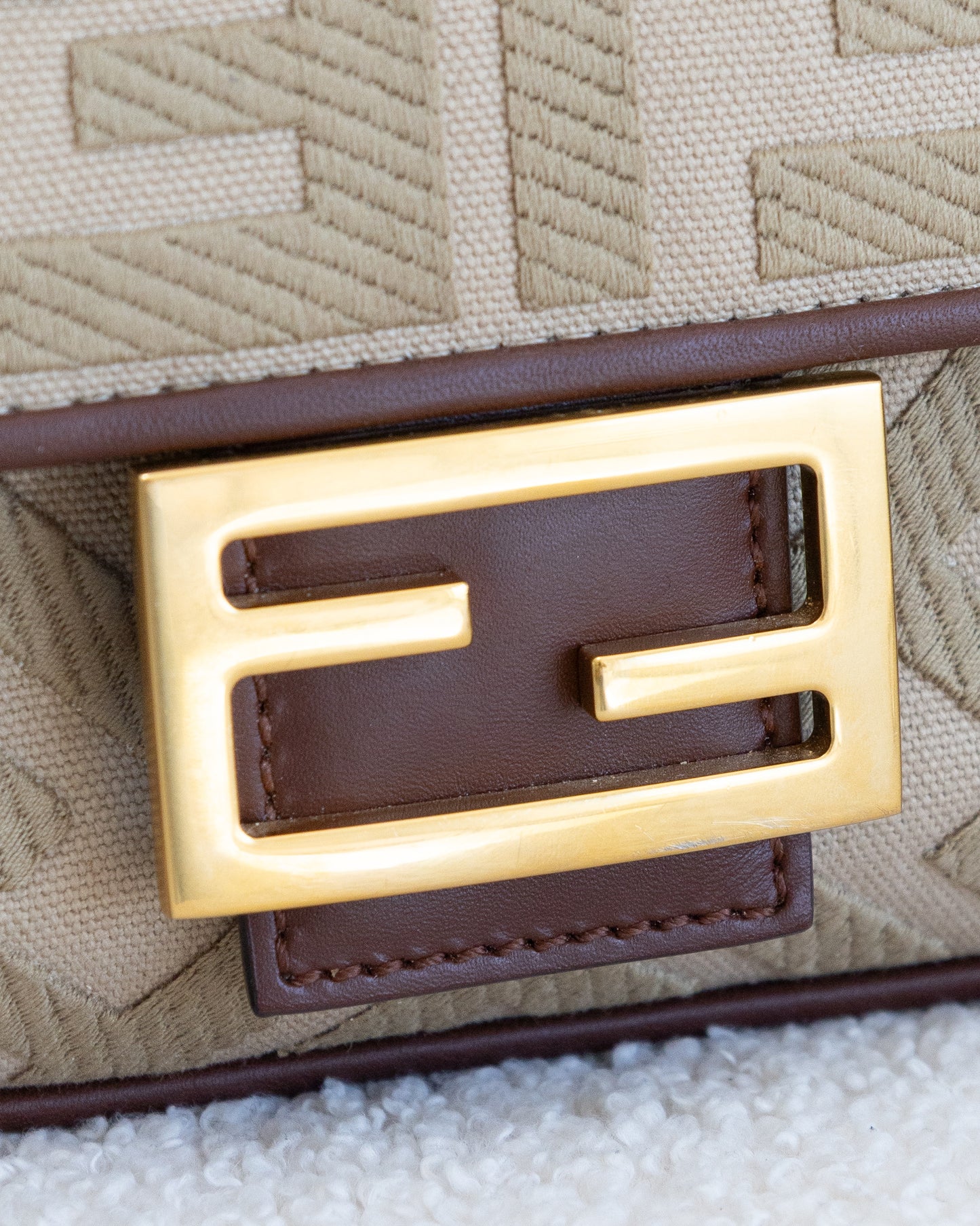 FENDI Baguette 2 ways