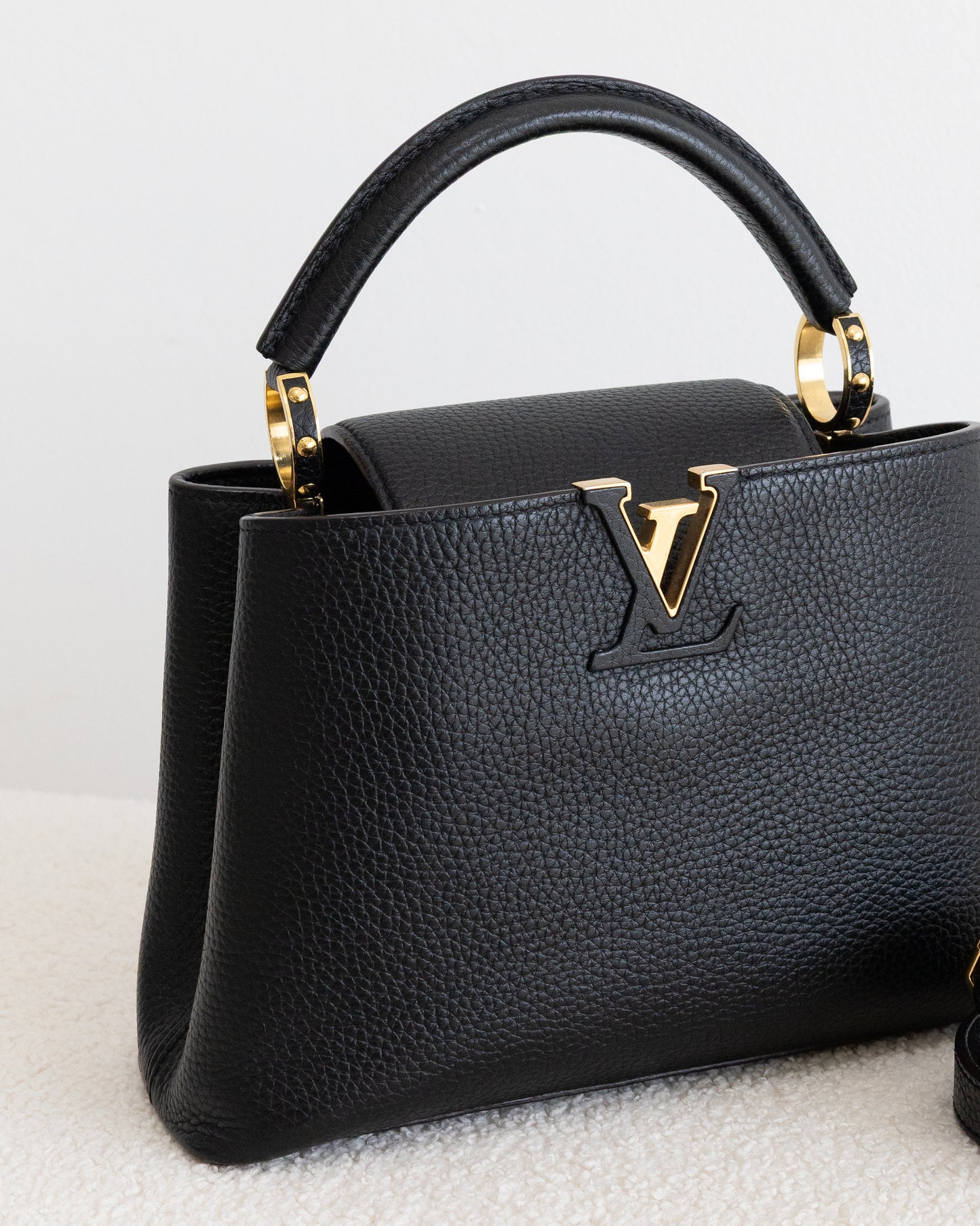 LOUIS VUITTON Capucines BB