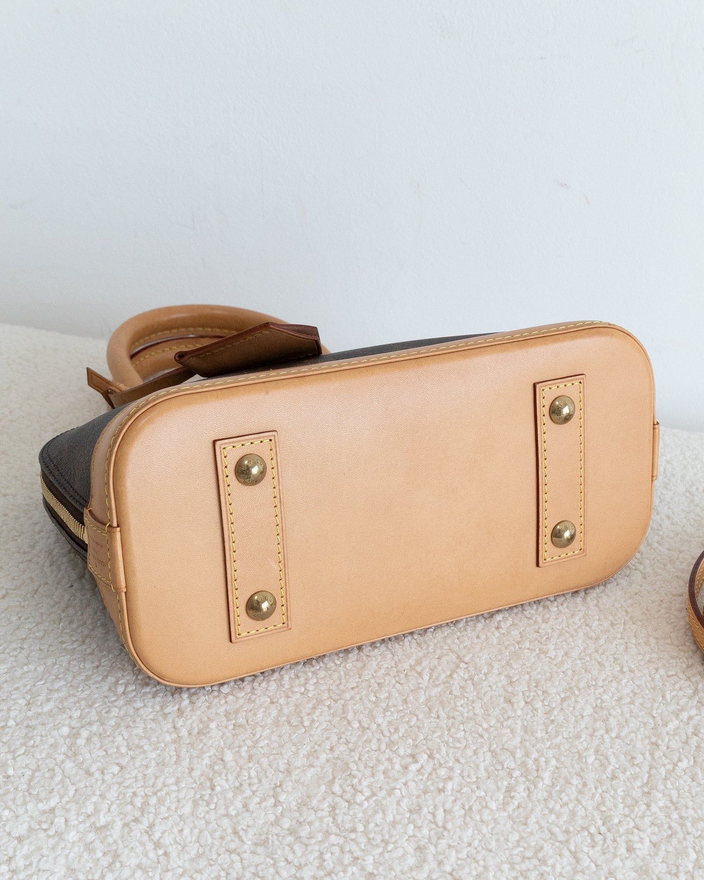 LOUIS VUITTON Alma BB