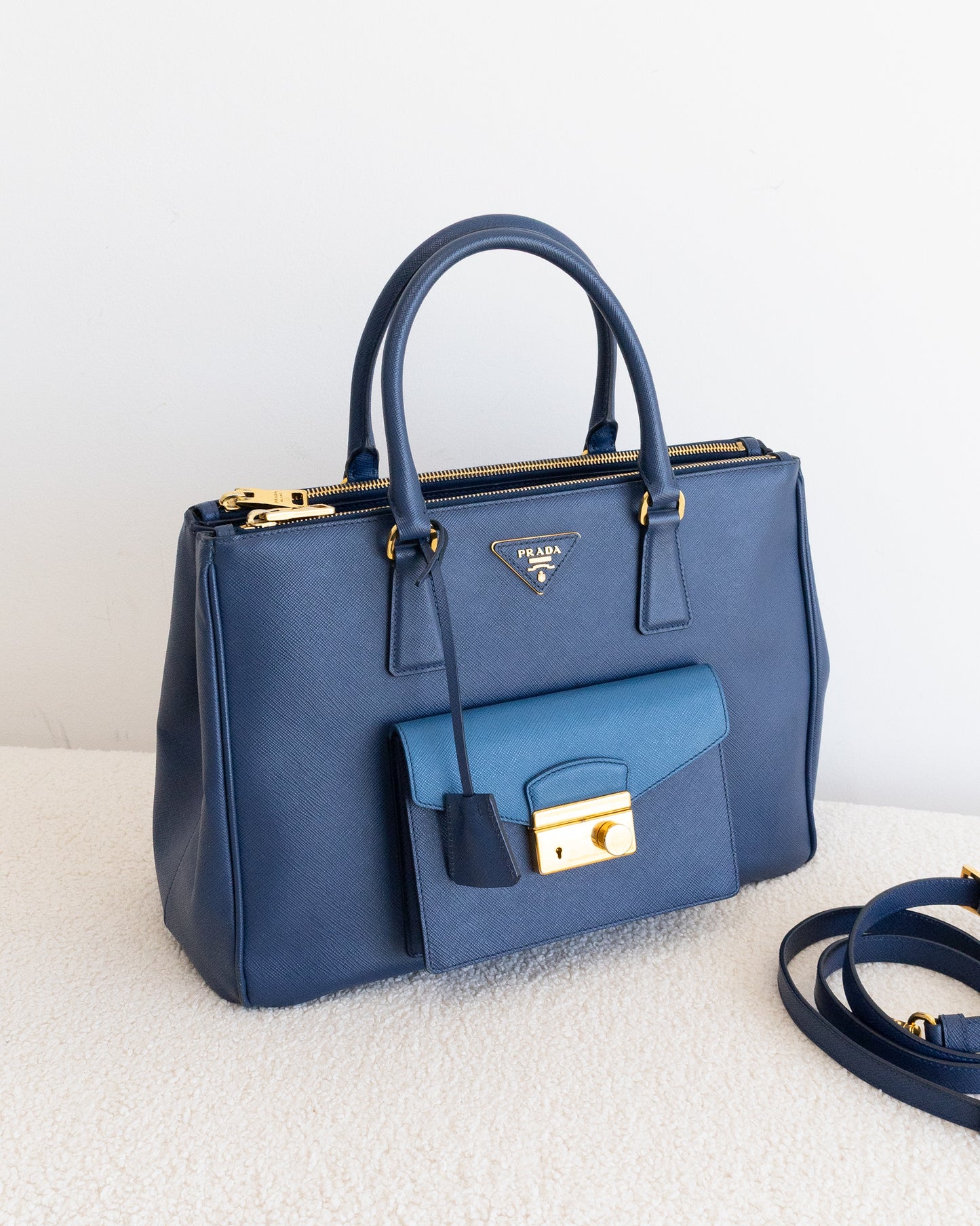 PRADA Pocket Galleria