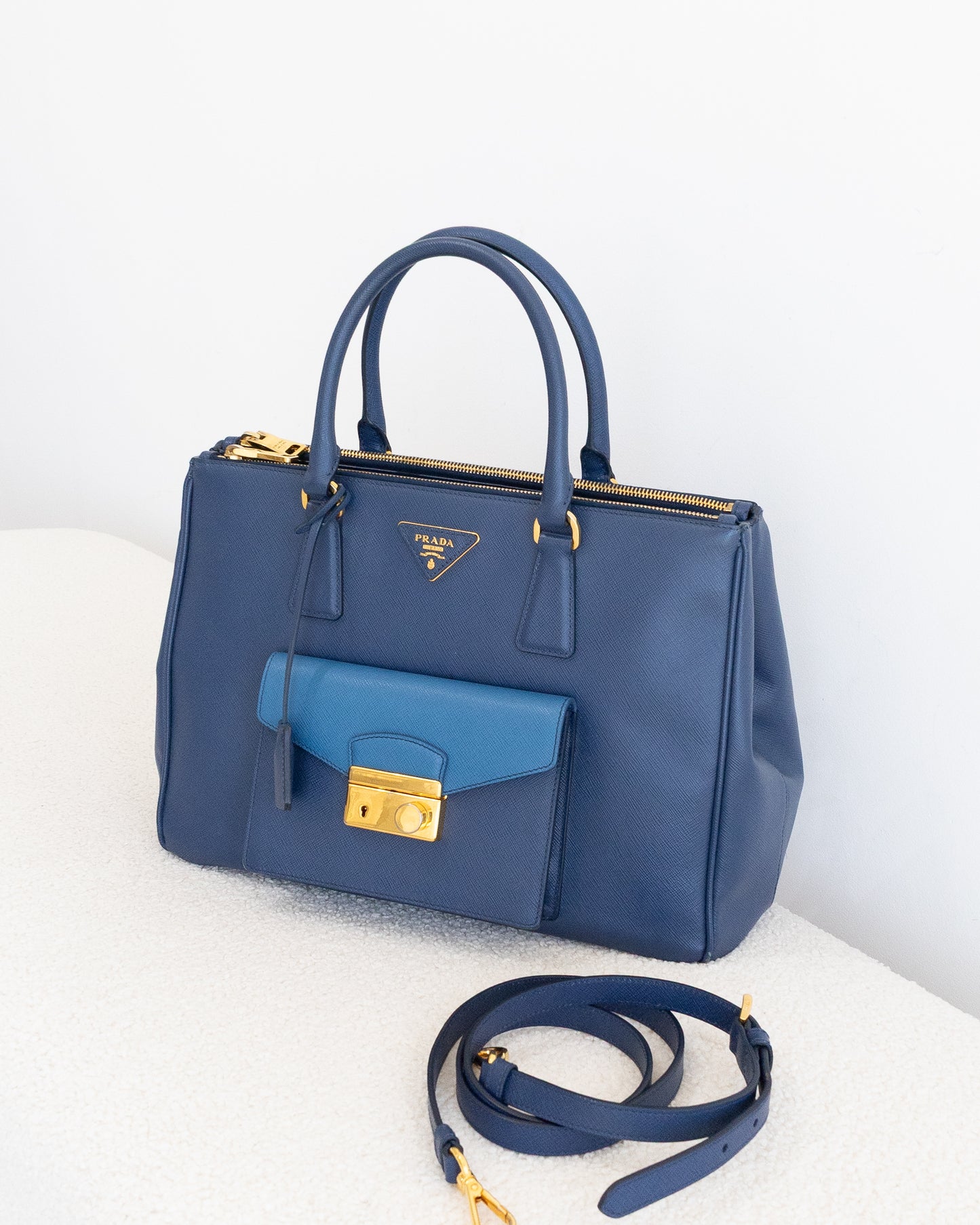 PRADA Pocket Galleria