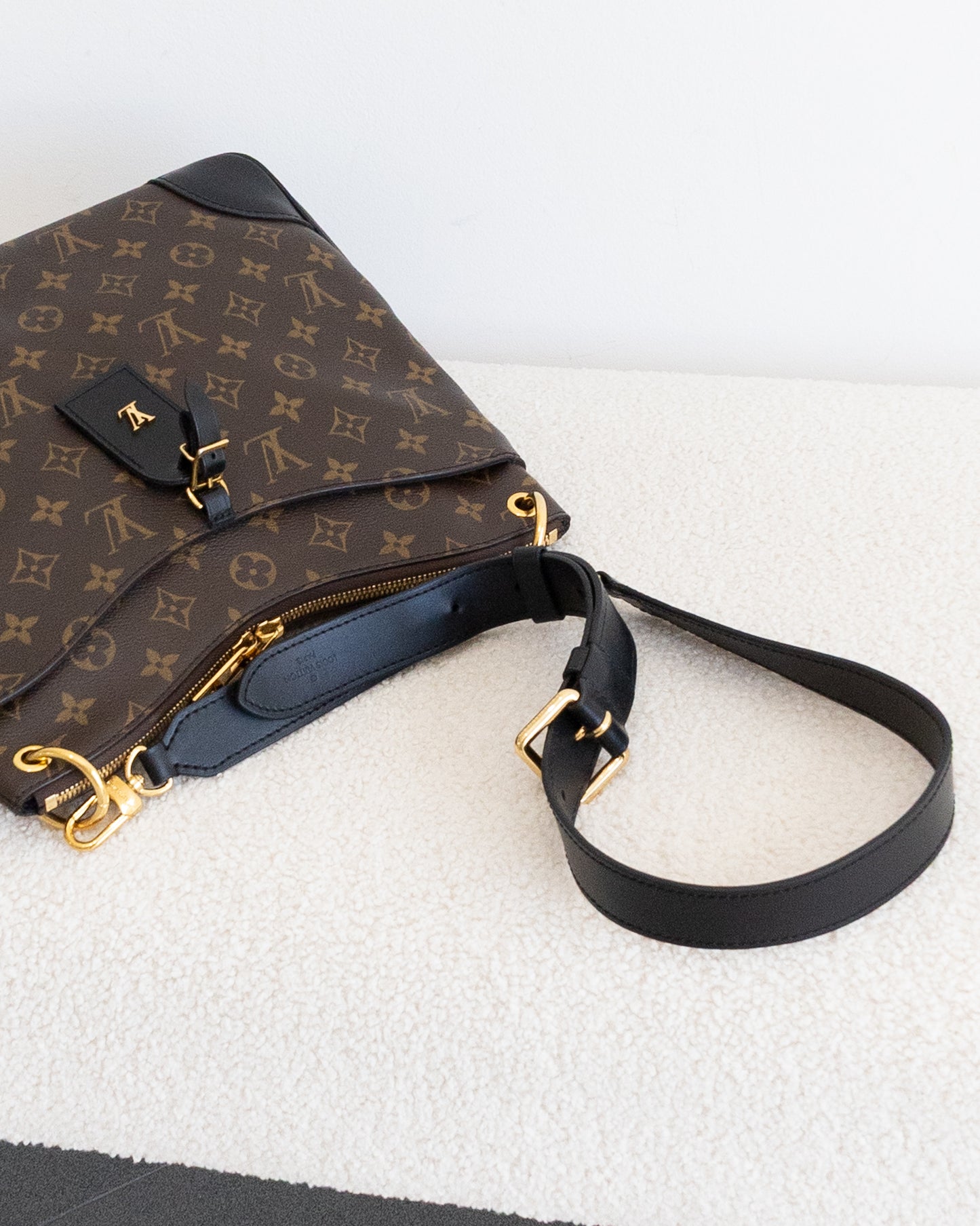 LOUIS VUITTON Ondeon MM
