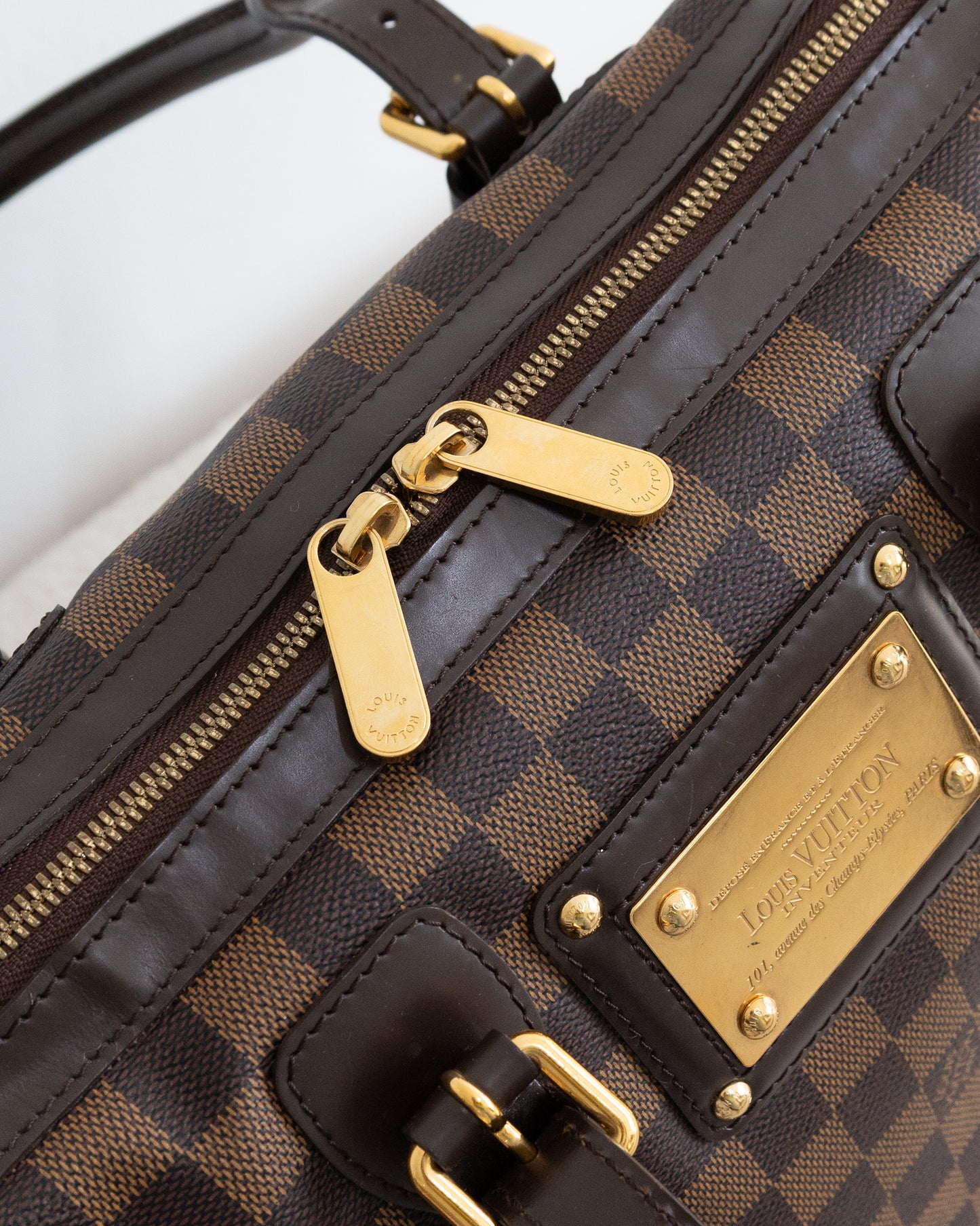 LOUIS VUITTON Bekerly