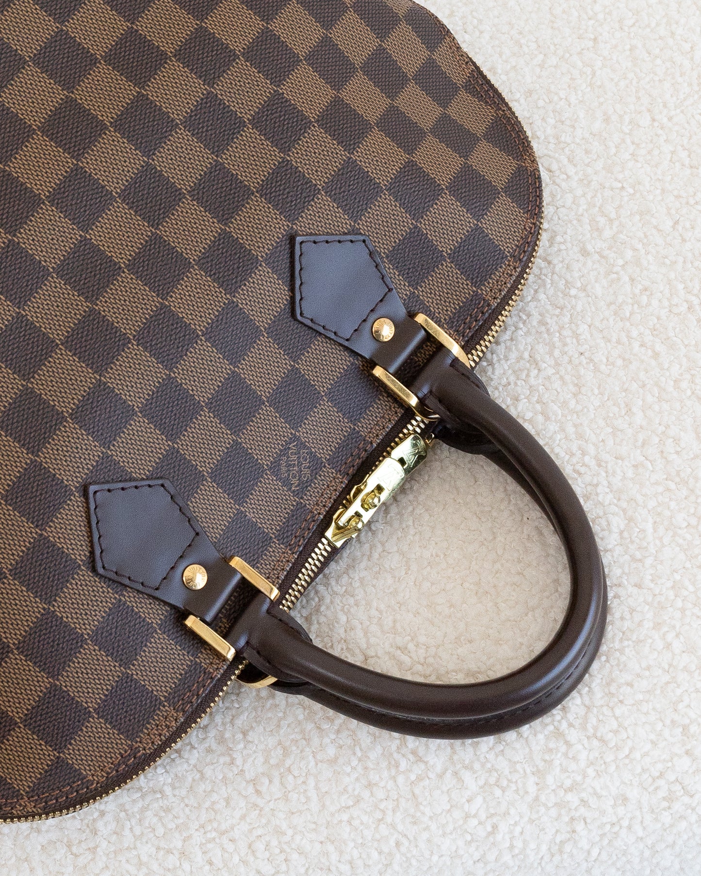 LOUIS VUITTON Alma PM