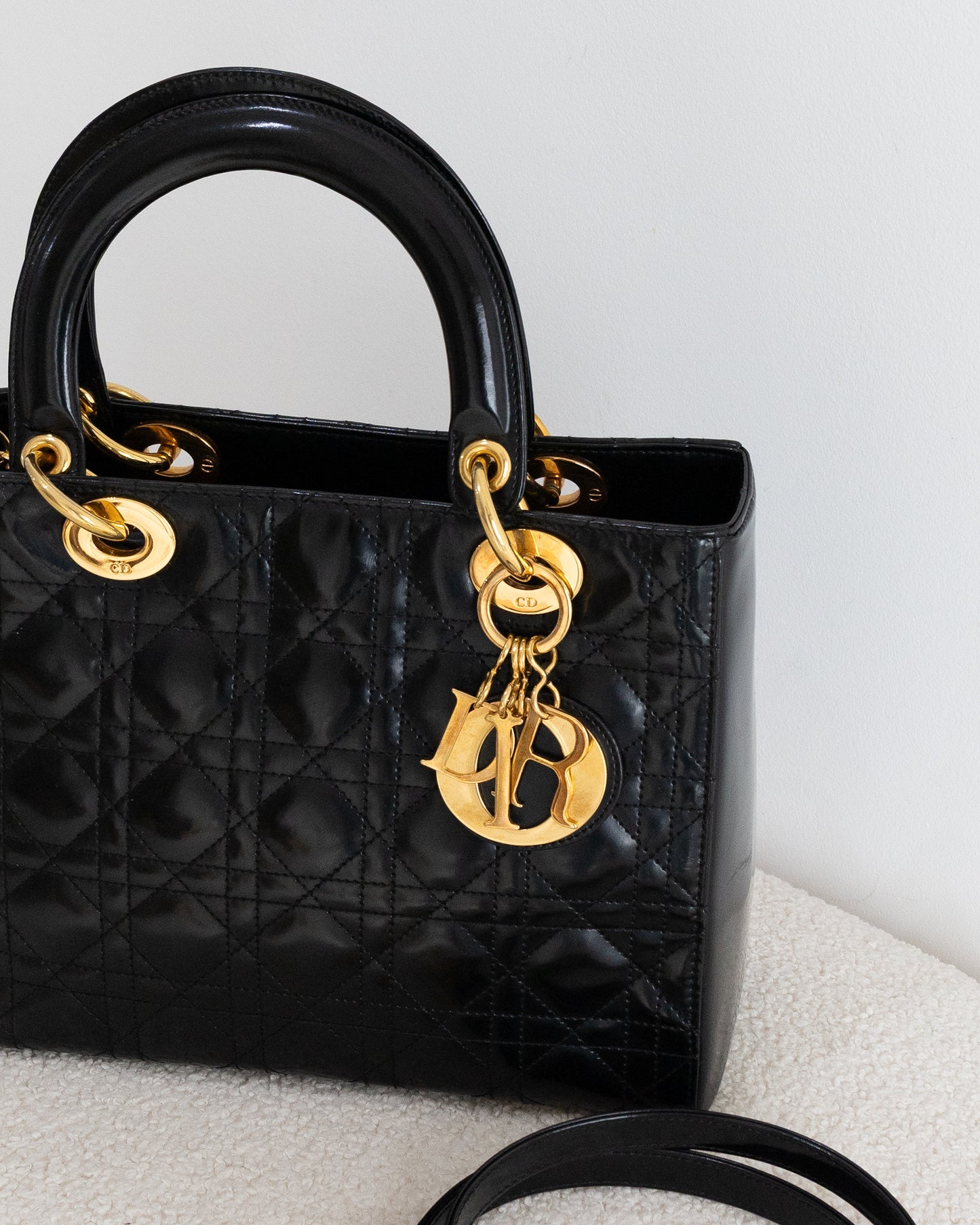 CHRISTIAN DIOR Medium Lady Dior