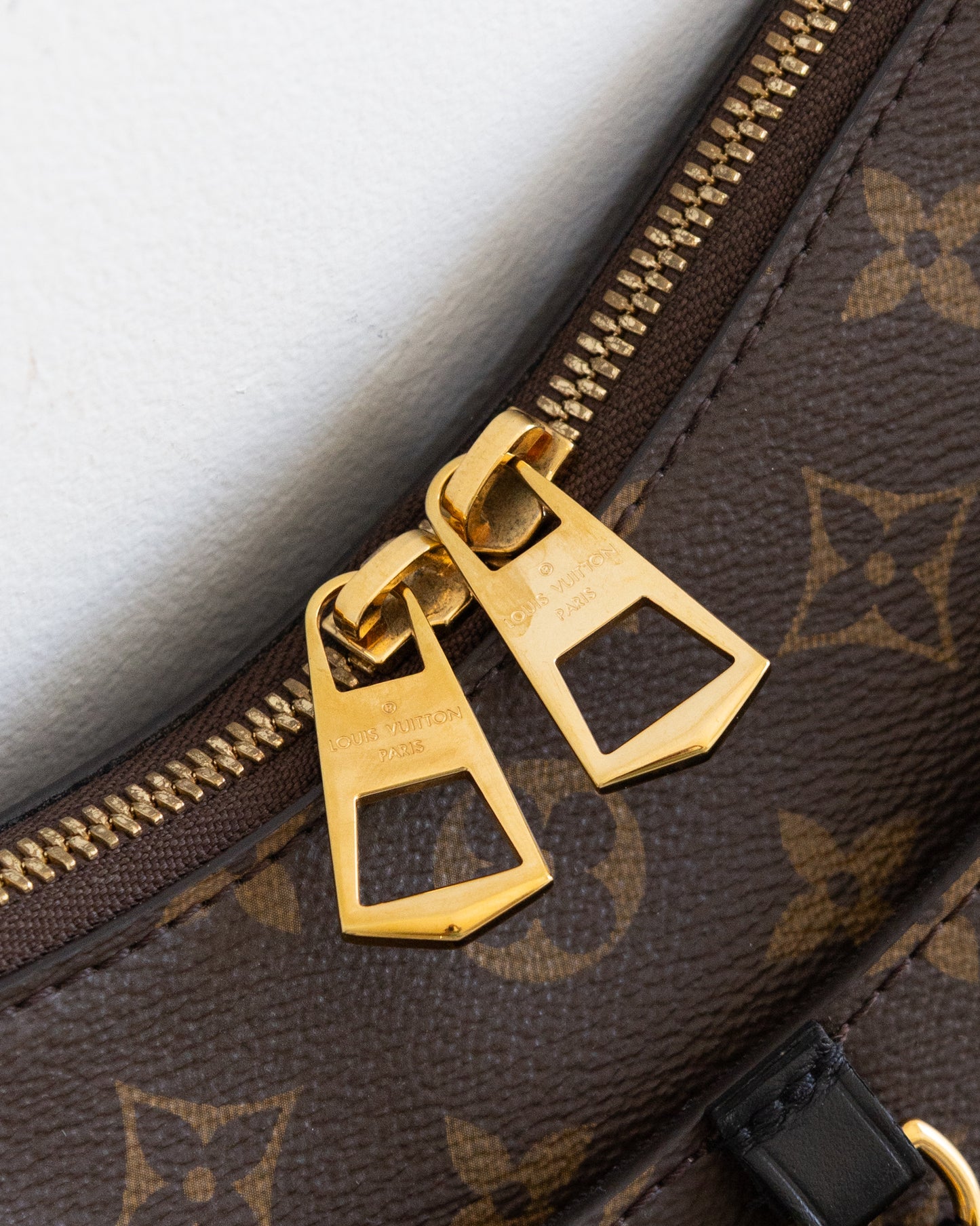 LOUIS VUITTON Ondeon MM