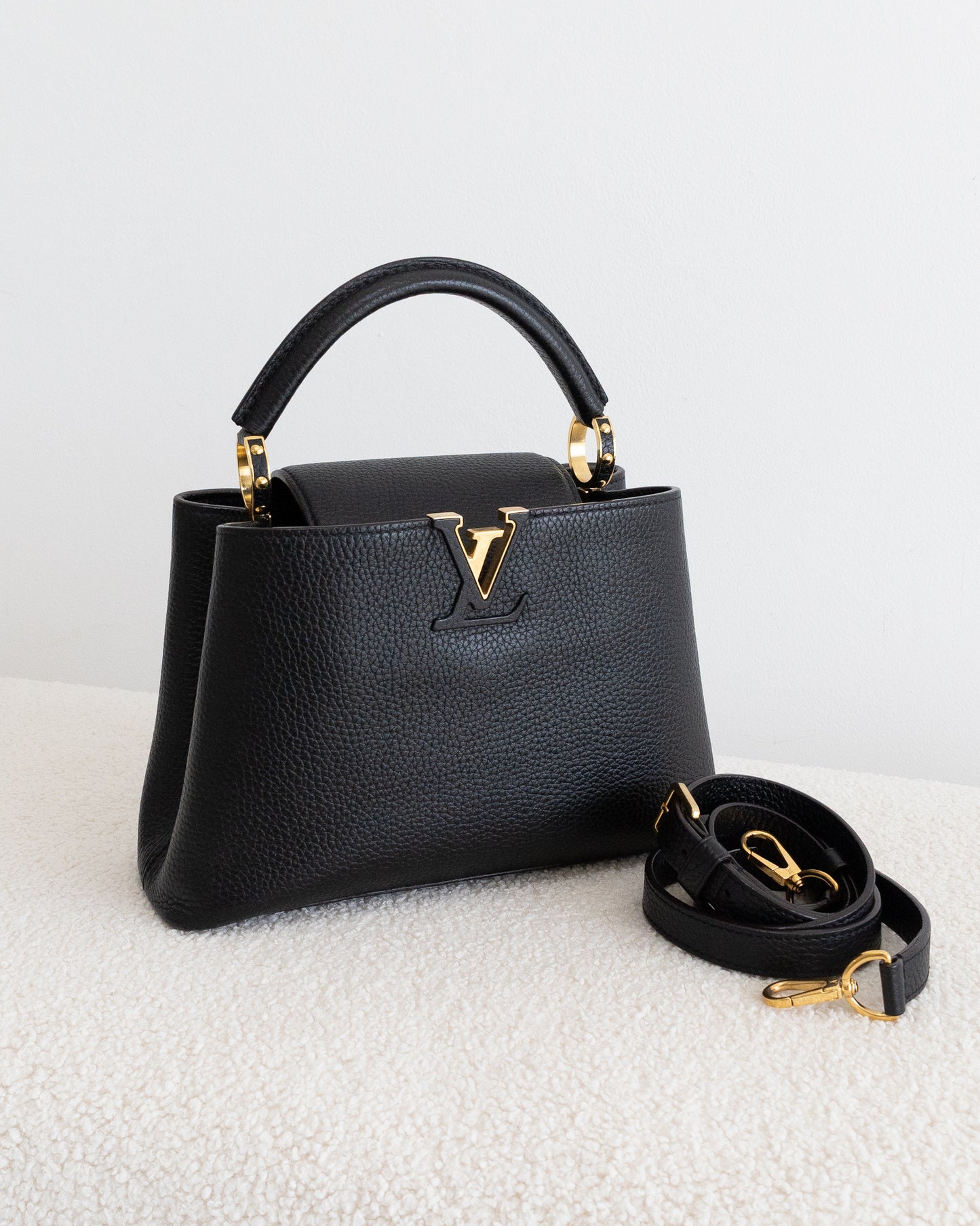 LOUIS VUITTON Capucines BB