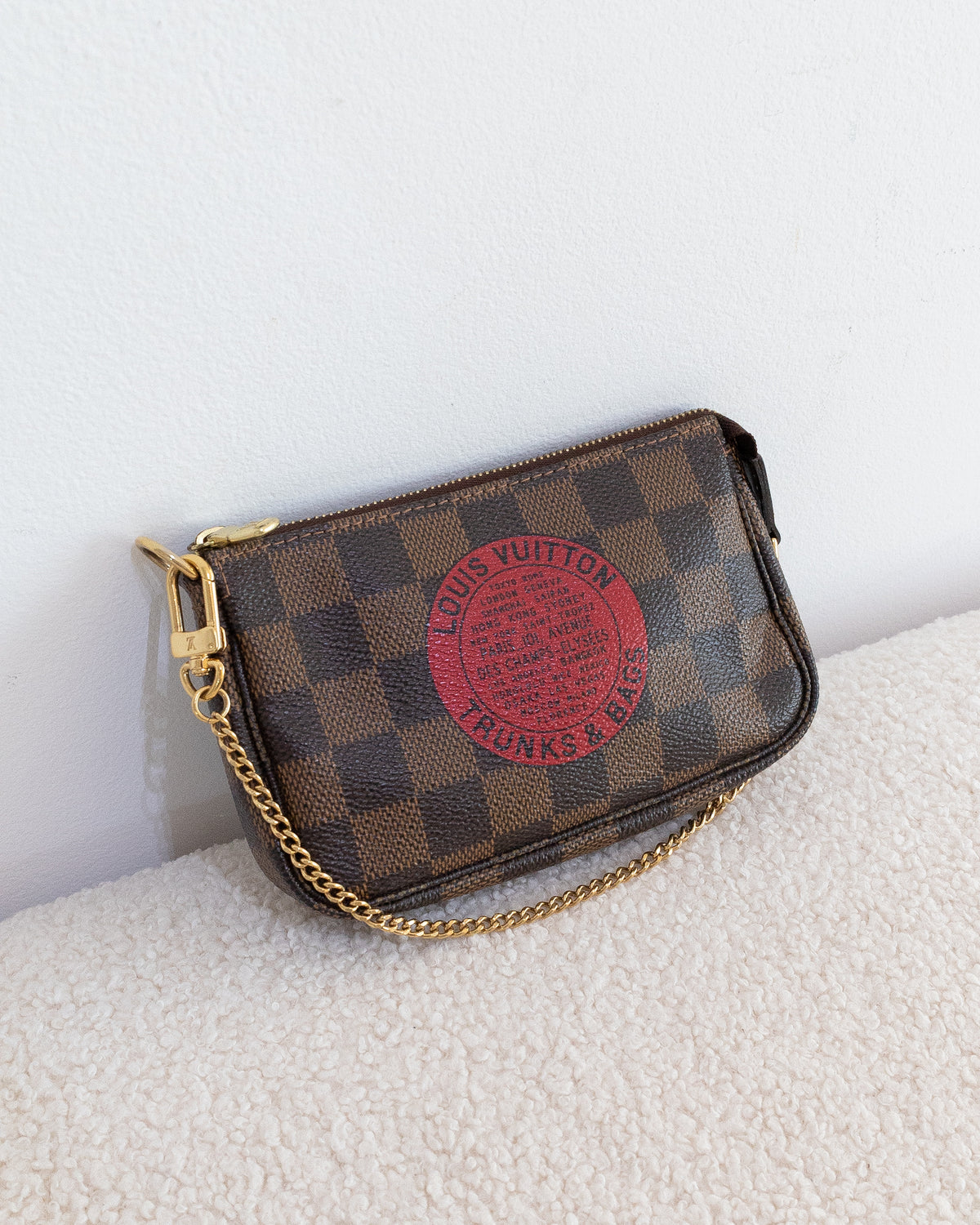 LOUIS VUITTON Mini Pochette Accessoires
