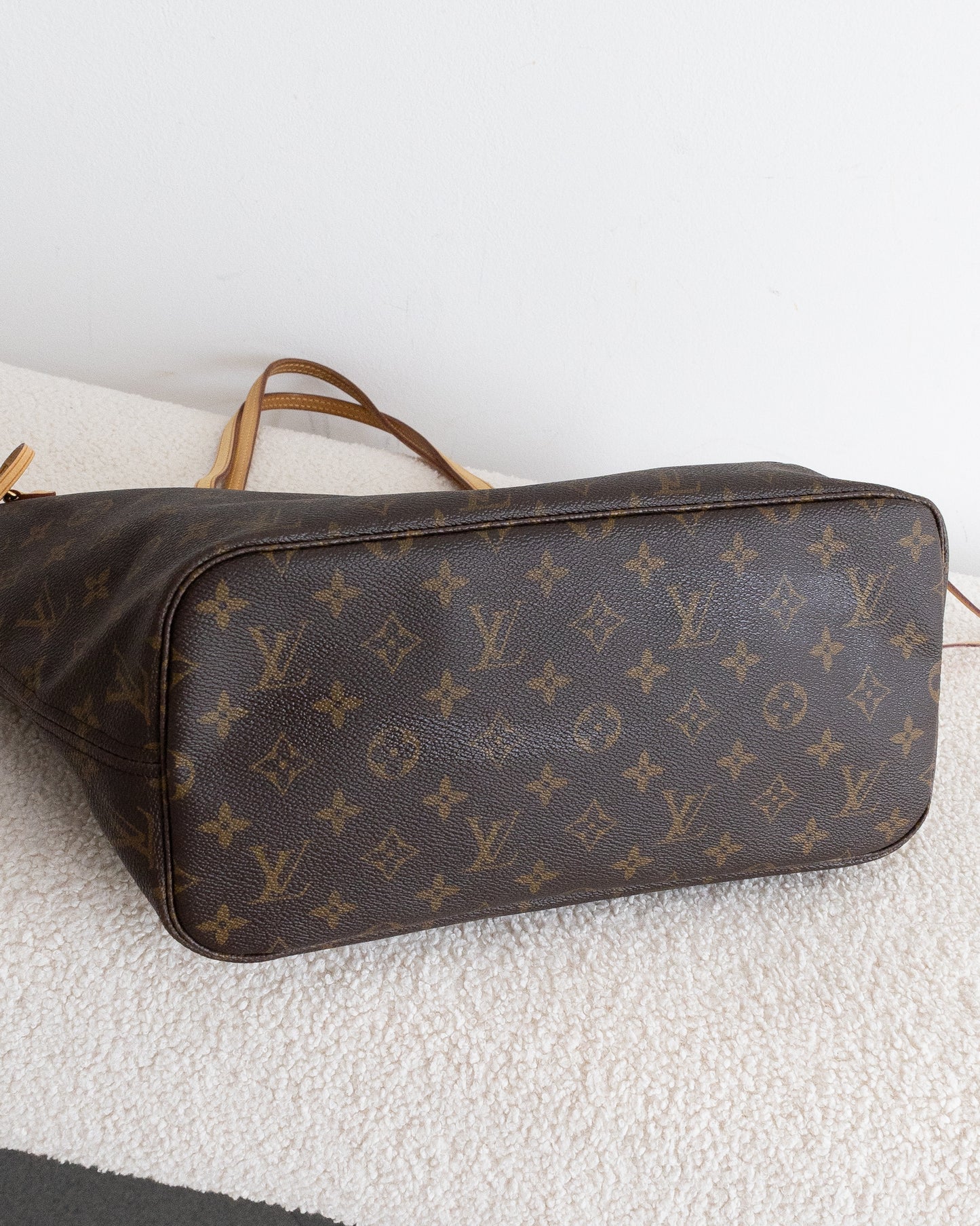 LOUIS VUITTON Neverfull MM