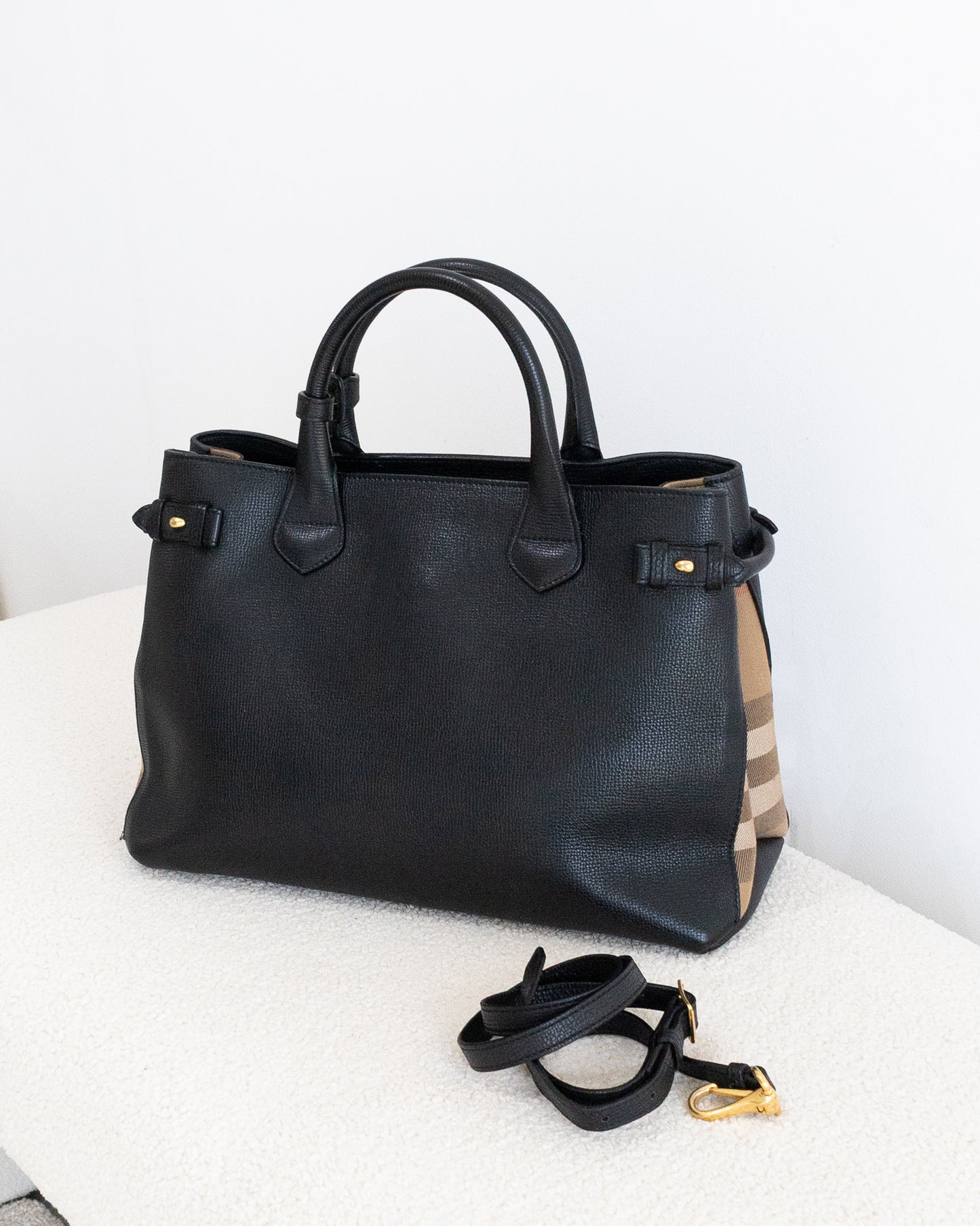 BURBERRY Banner Medium