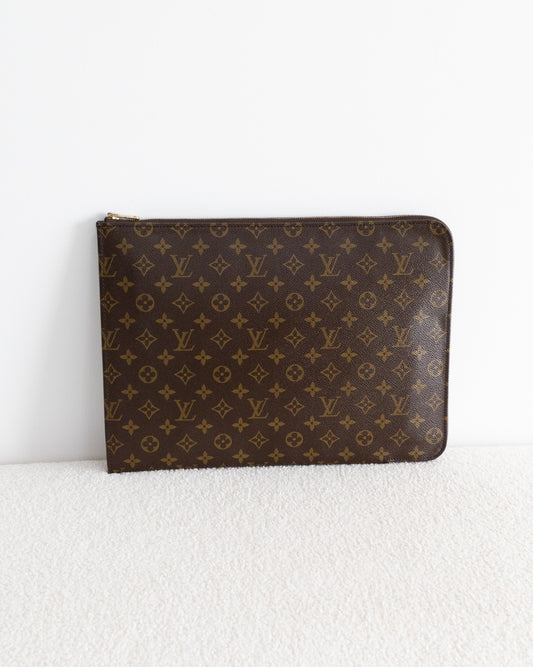 LOUIS VUITTON Laptop Case
