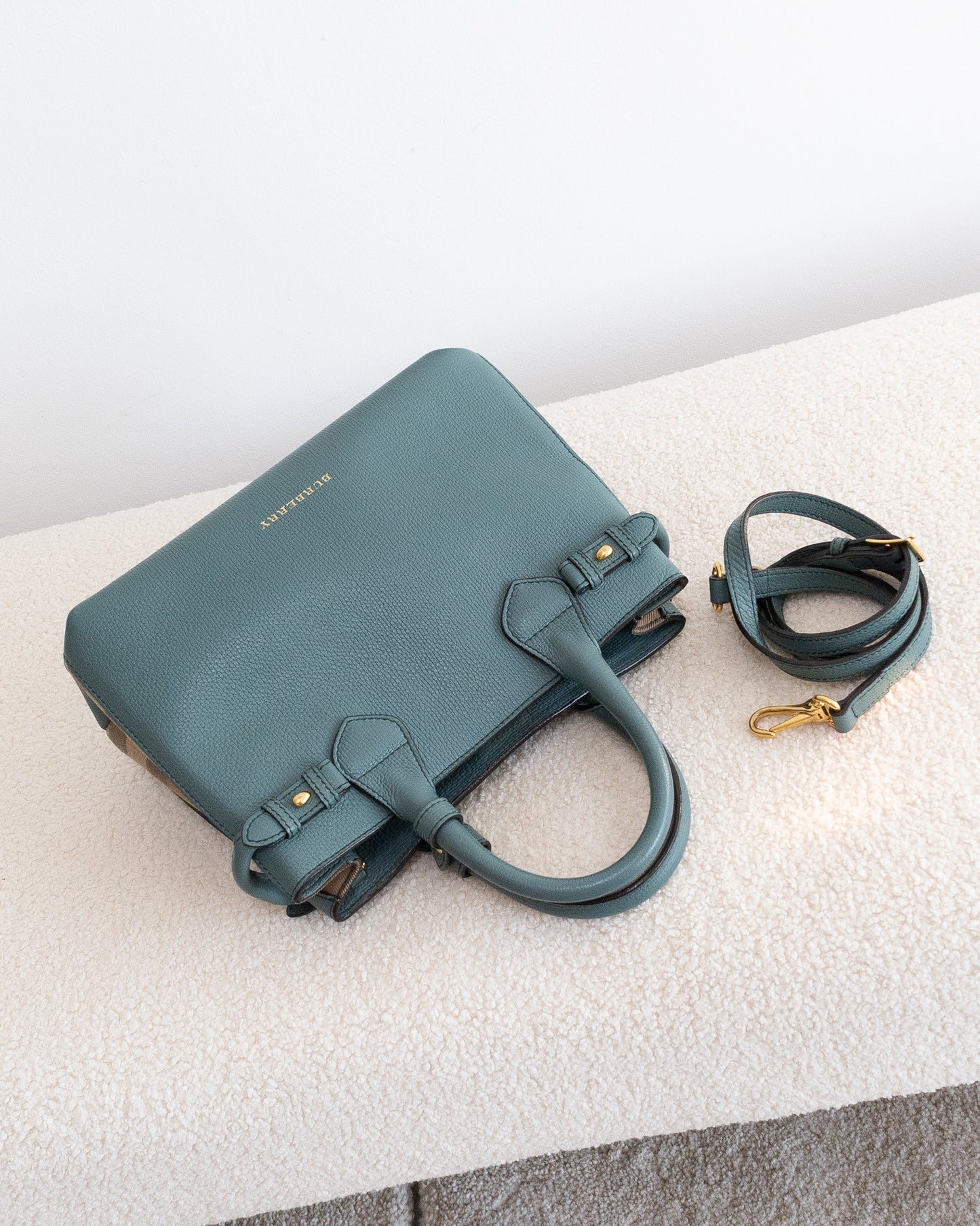 BURBERRY Banner Small