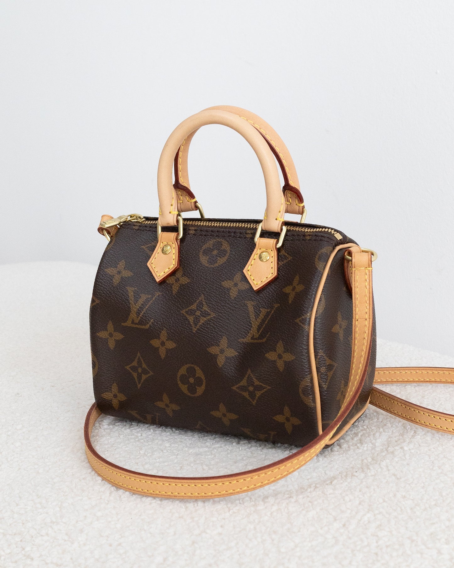 LOUIS VUITTON Speedy Nano
