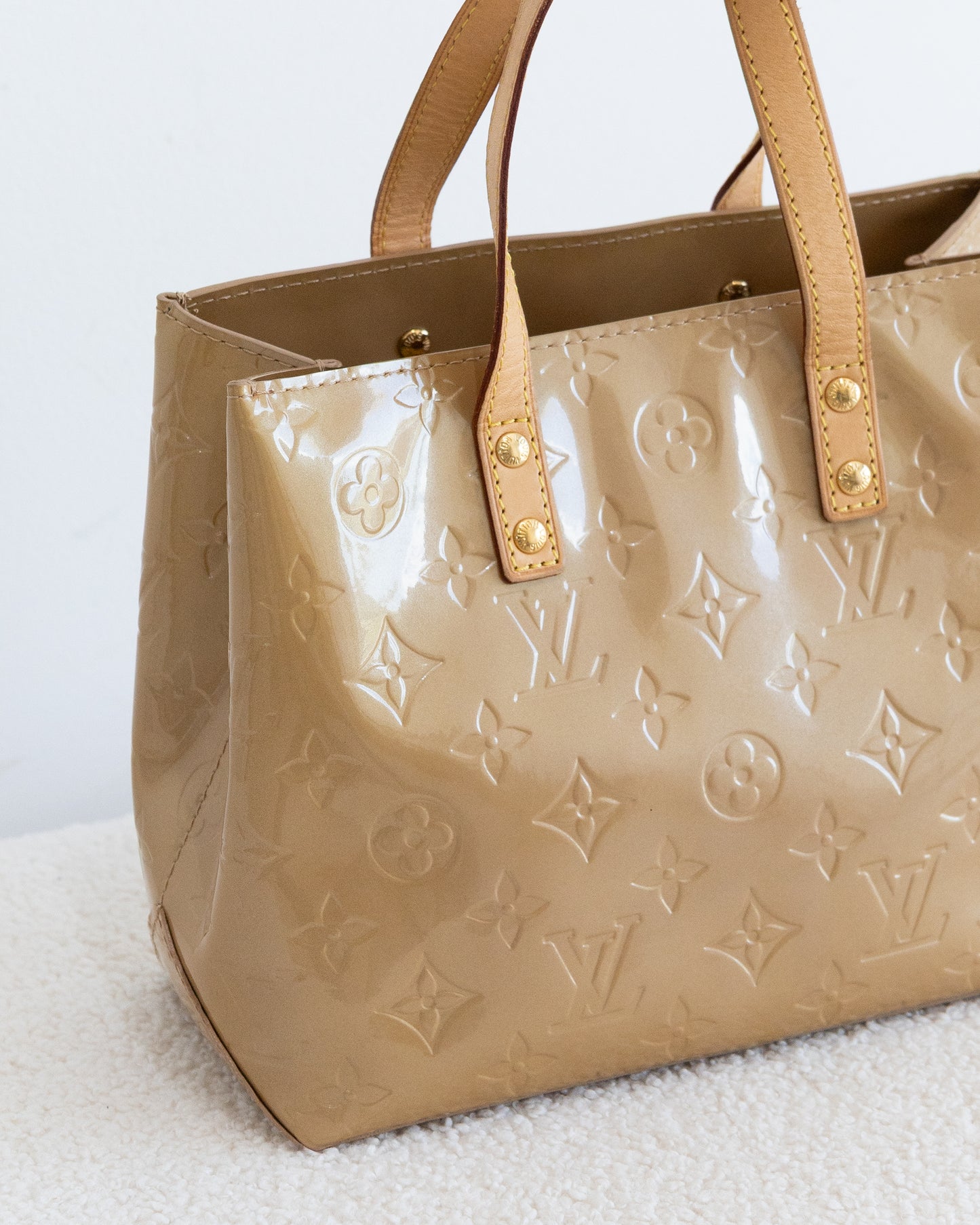 LOUIS VUITTON Reade PM