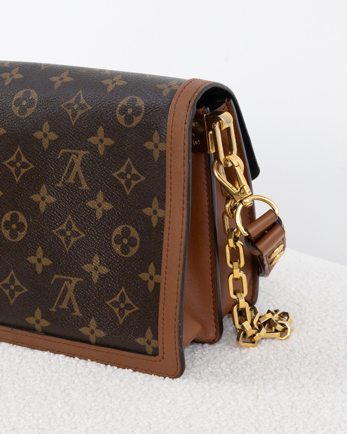 LOUIS VUITTON Dauphine MM