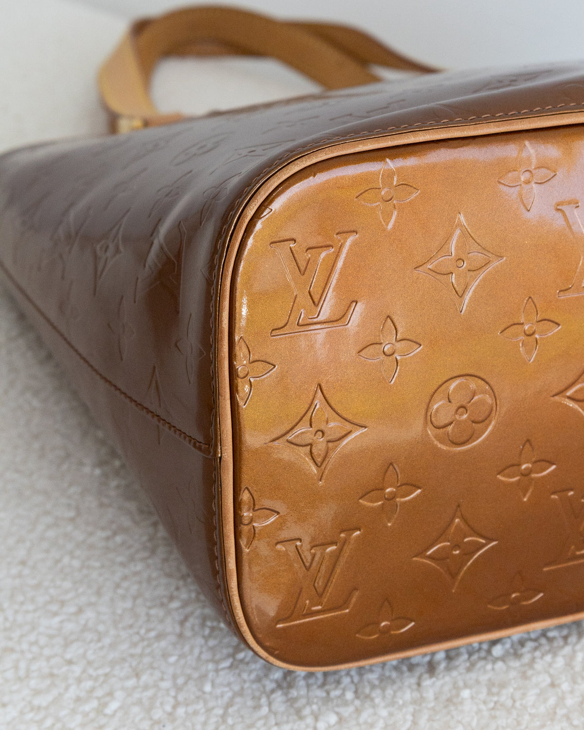 LOUIS VUITTON Houston