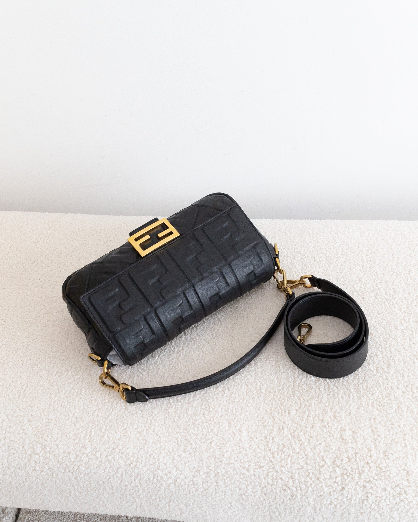 FENDI Baguette 2 ways