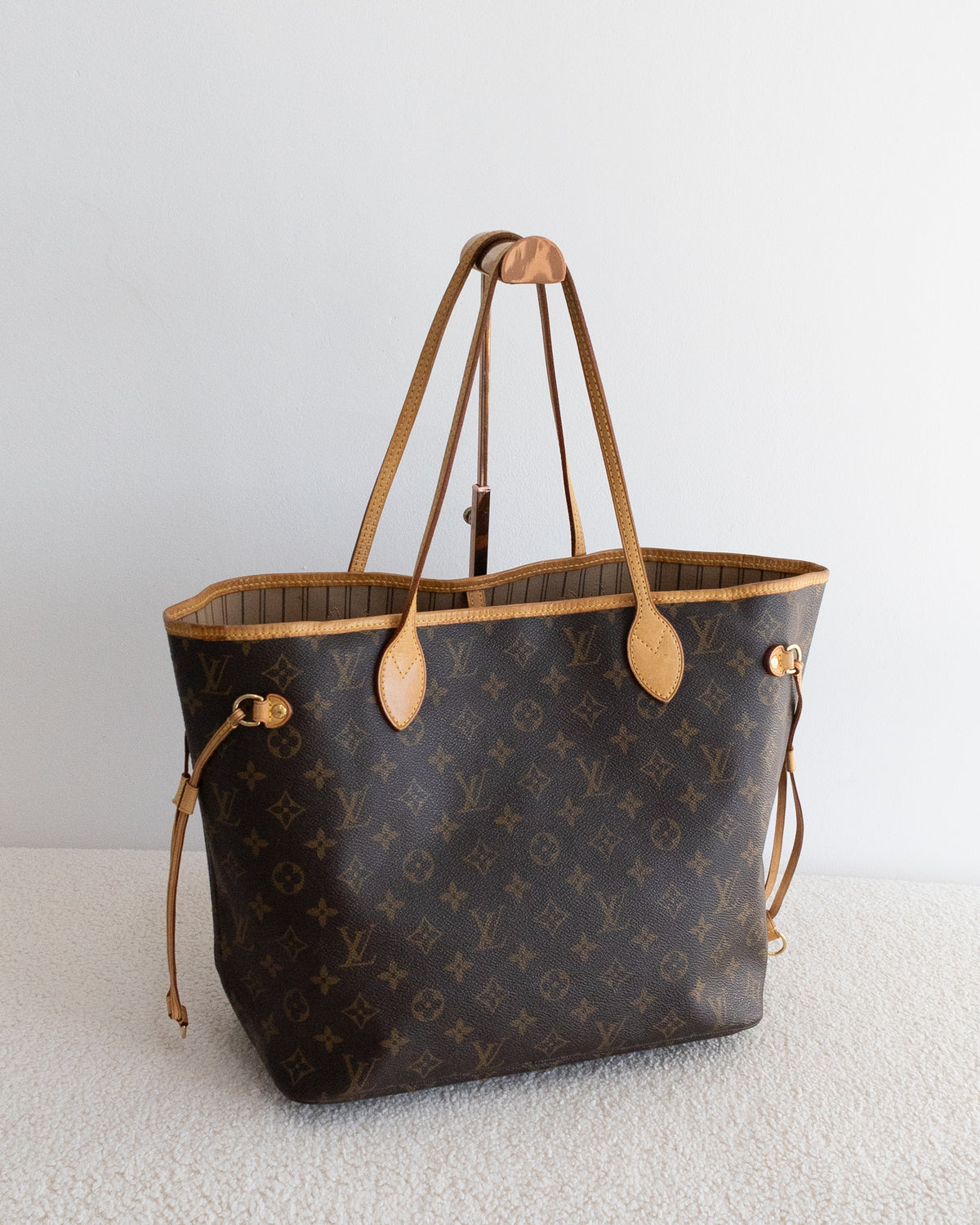 LOUIS VUITTON Neverfull MM