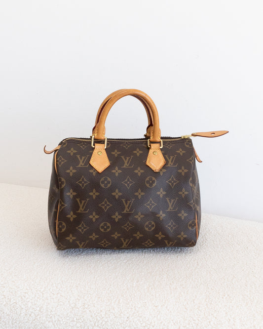 LOUIS VUITTON Speedy 25