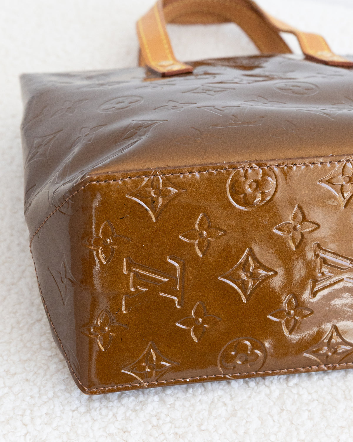 LOUIS VUITTON Reade PM