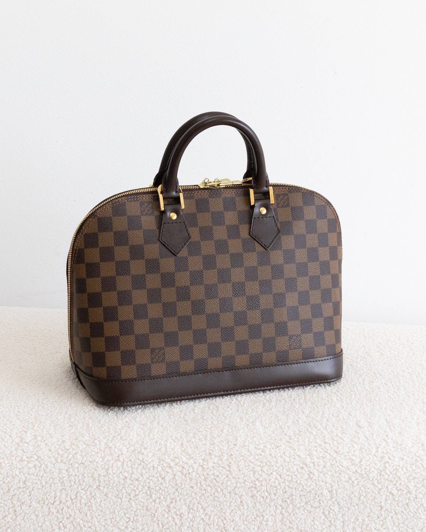 LOUIS VUITTON Alma PM