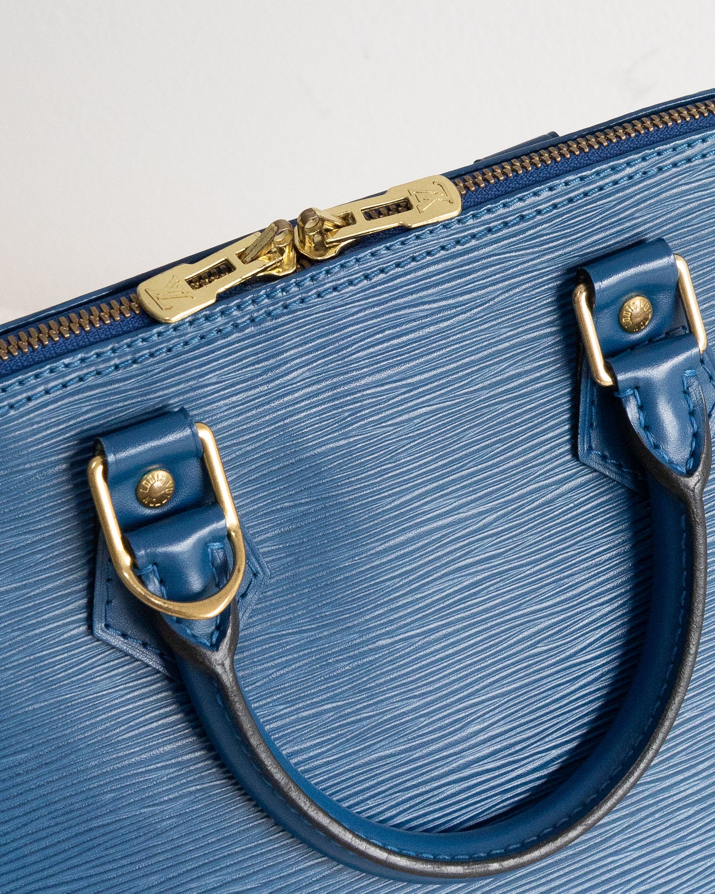 LOUIS VUITTON Alma PM