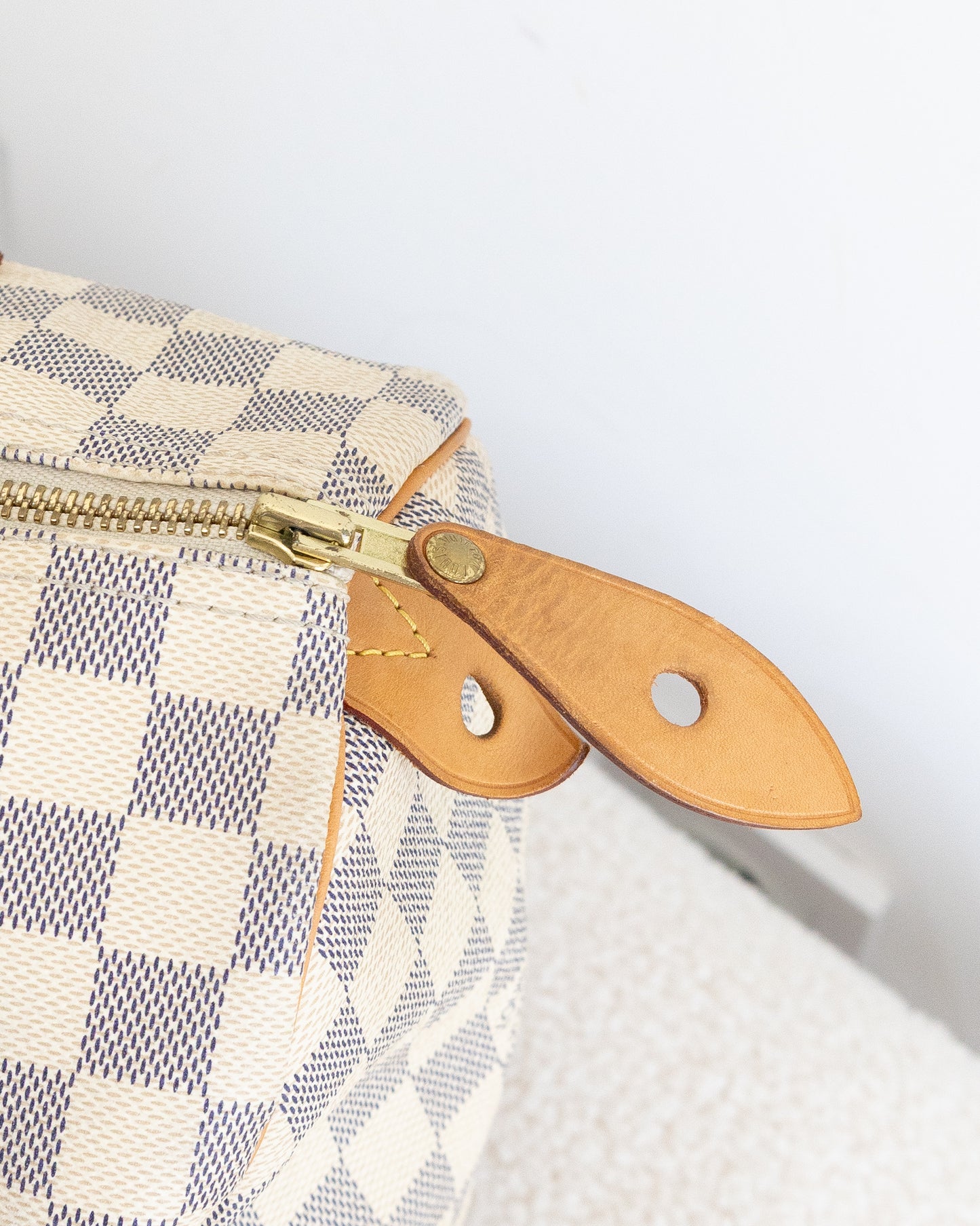 LOUIS VUITTON Speedy 30