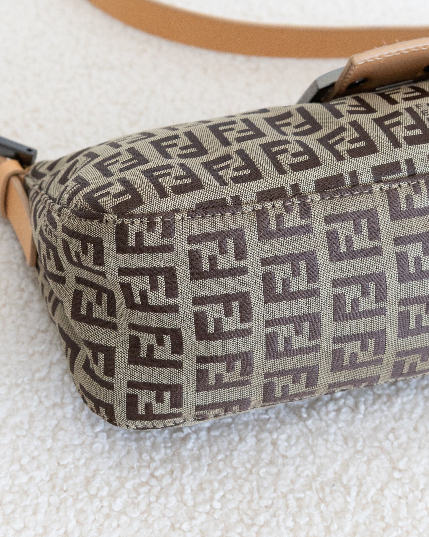 FENDI Zuchinno Baguette