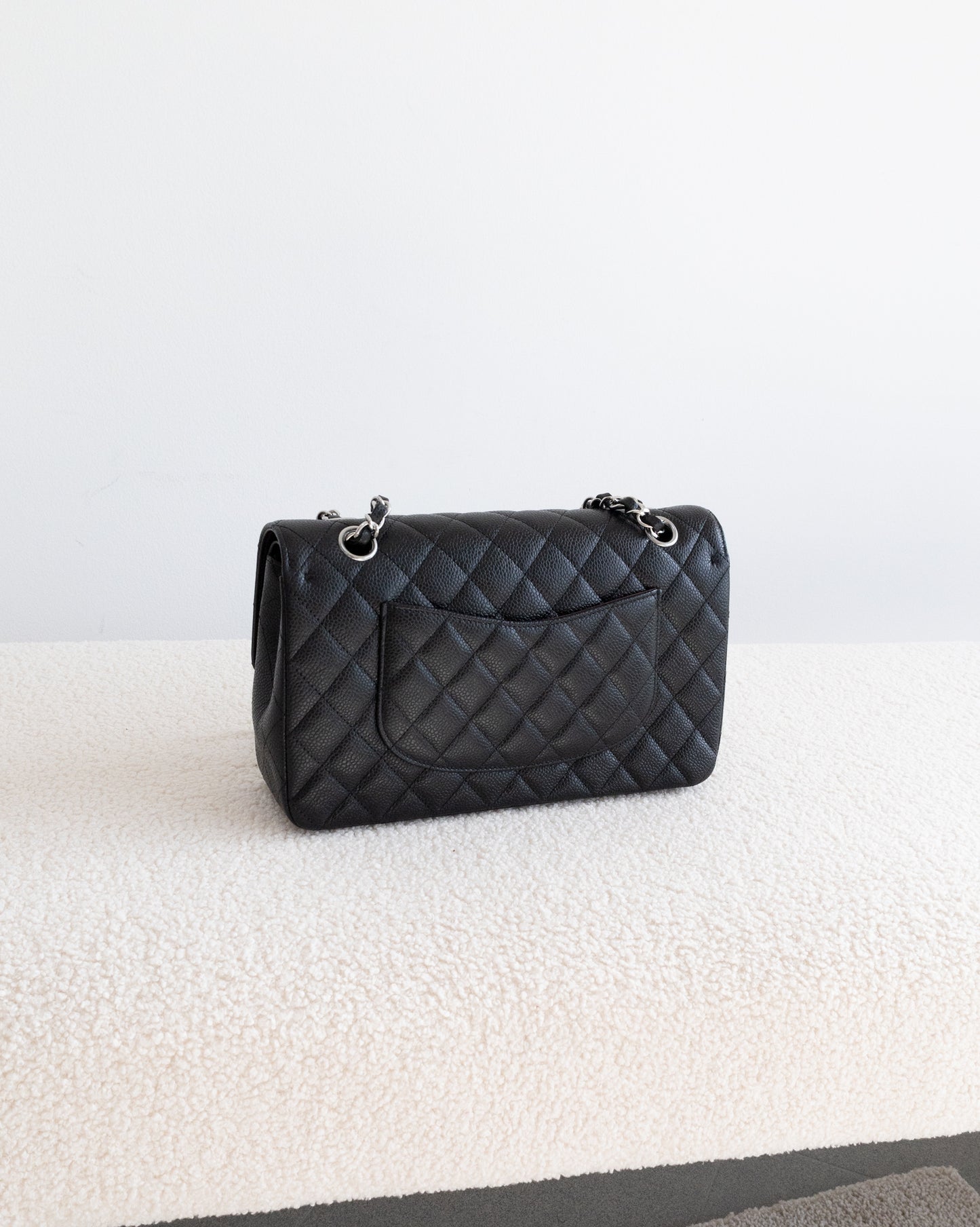 CHANEL Classic Double Flap Médium