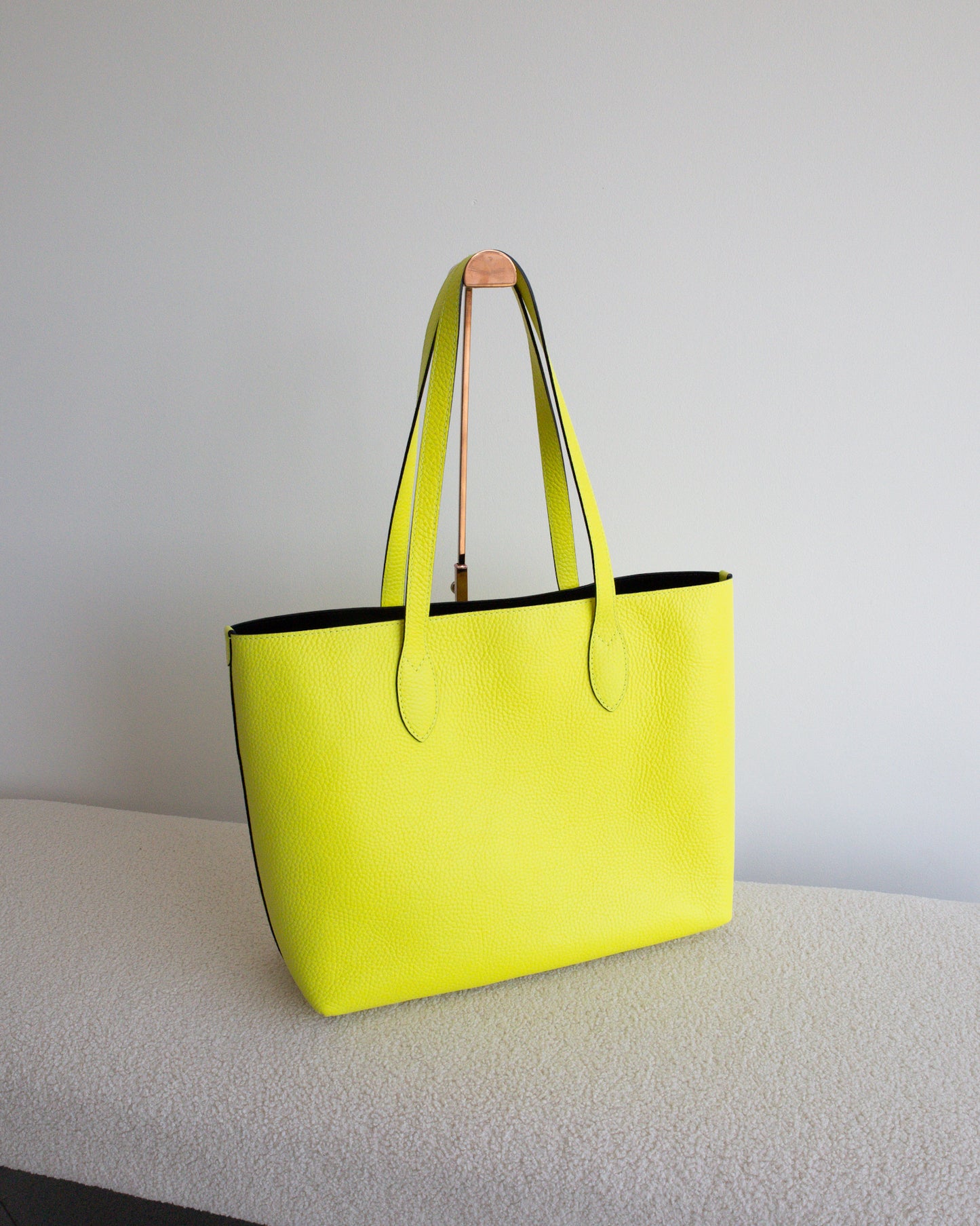 BURBERRY Tote