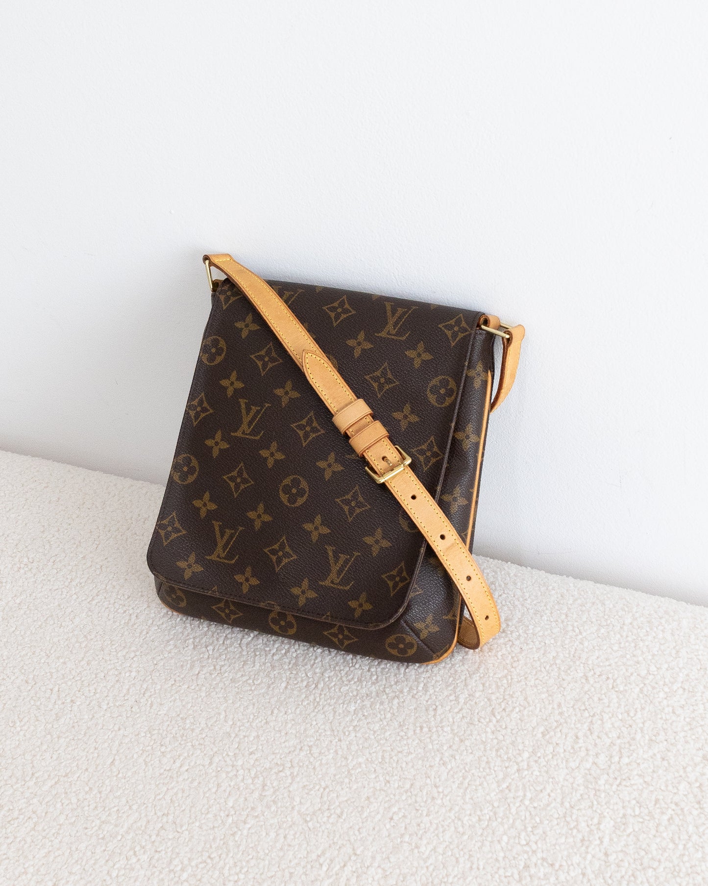LOUIS VUITTON Musette Salsa PM