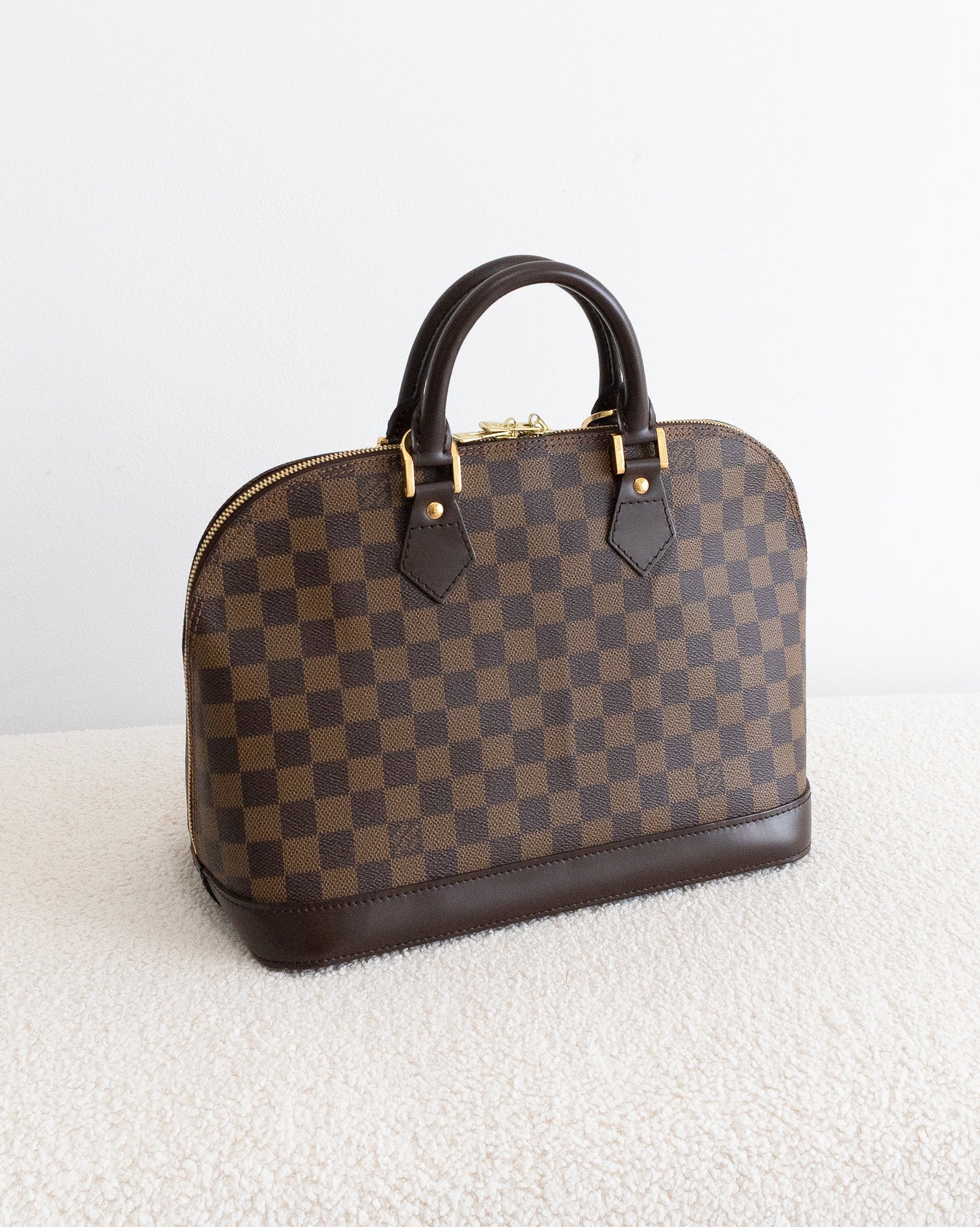 LOUIS VUITTON Alma PM