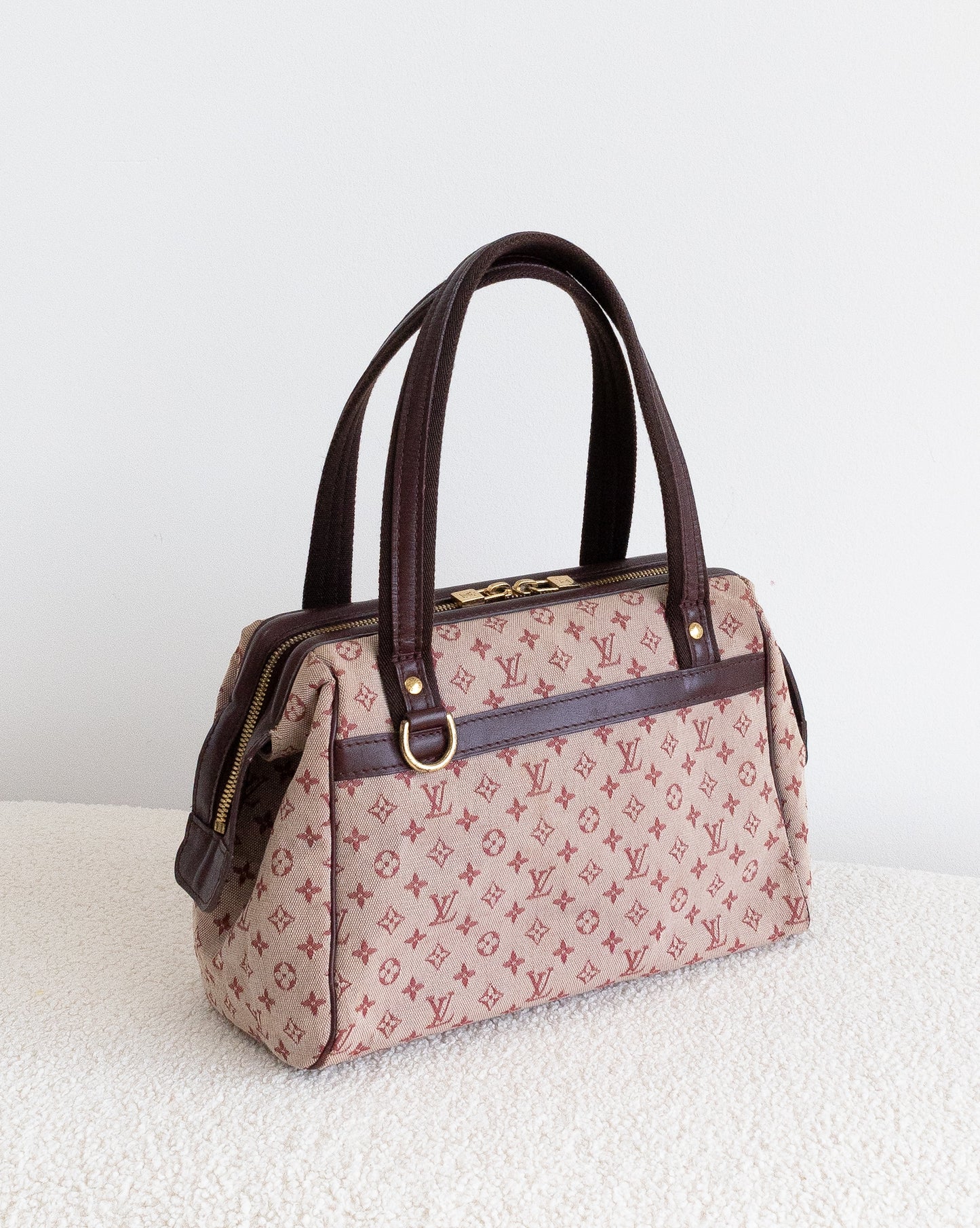 LOUIS VUITTON Josephine