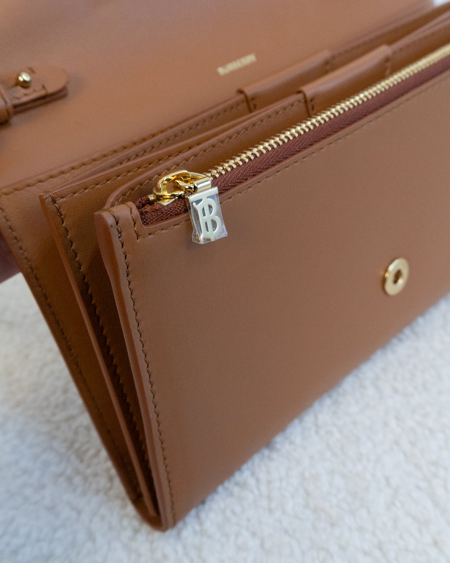 BURBERRY Hazelmere Logo