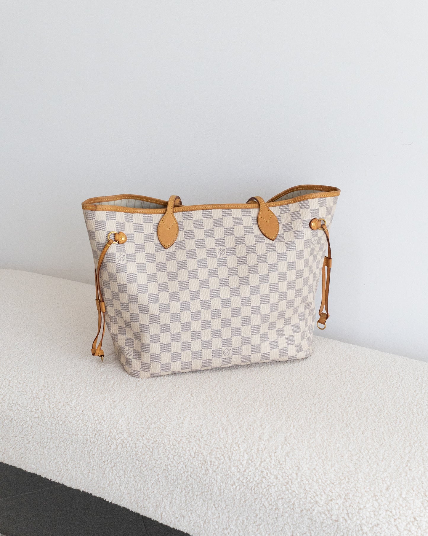 LOUIS VUITTON Neverfull MM