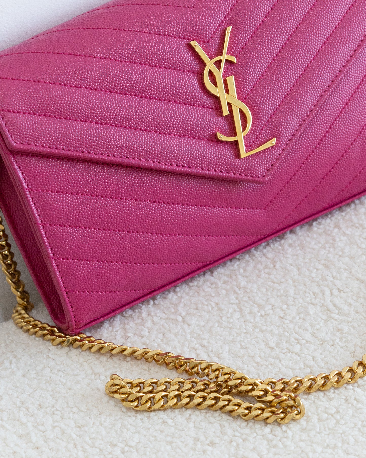 SAINT LAURENT Cassandre WOC