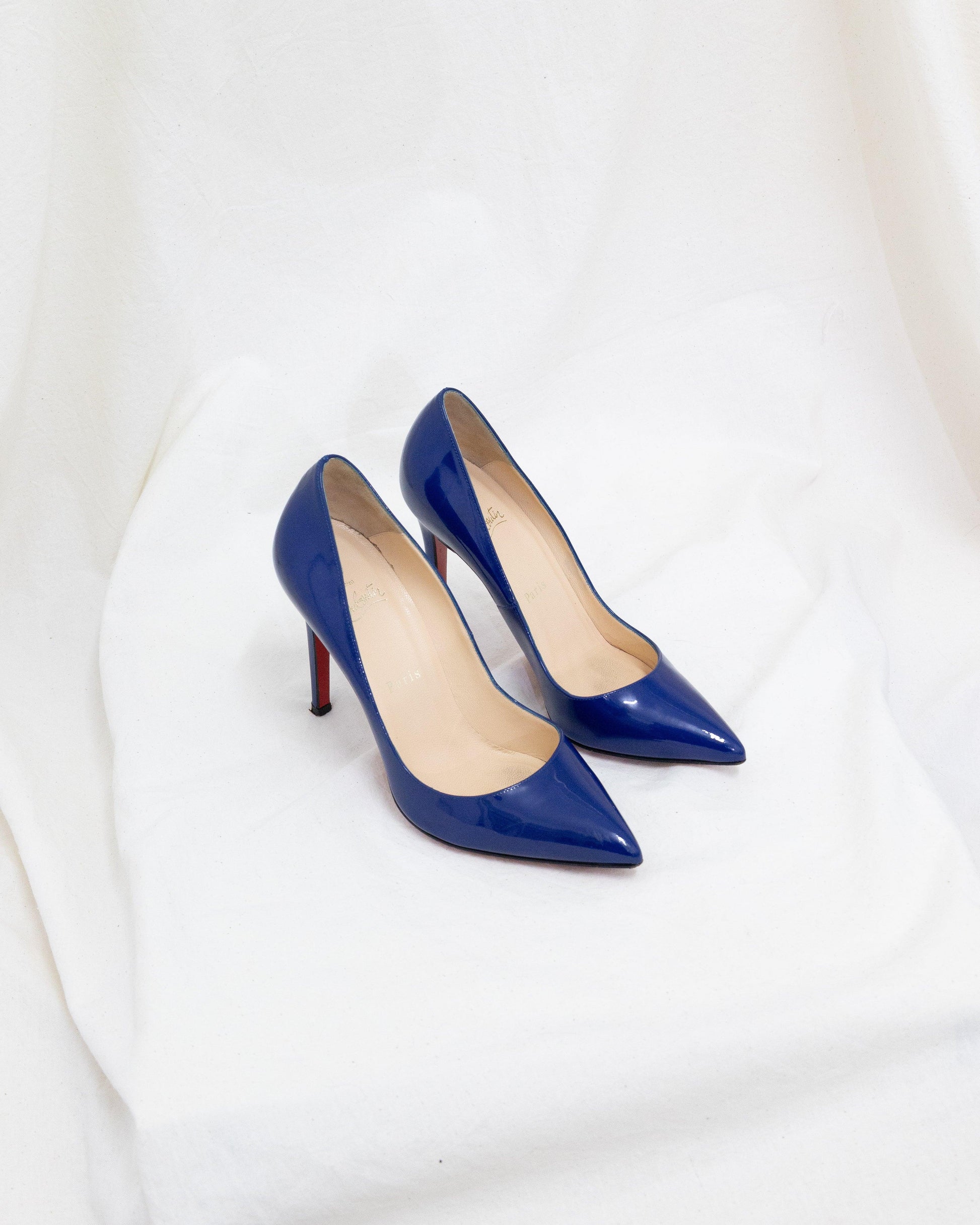 CHRISTIAN LOUBOUTIN 38 - THE VOG CLOSET