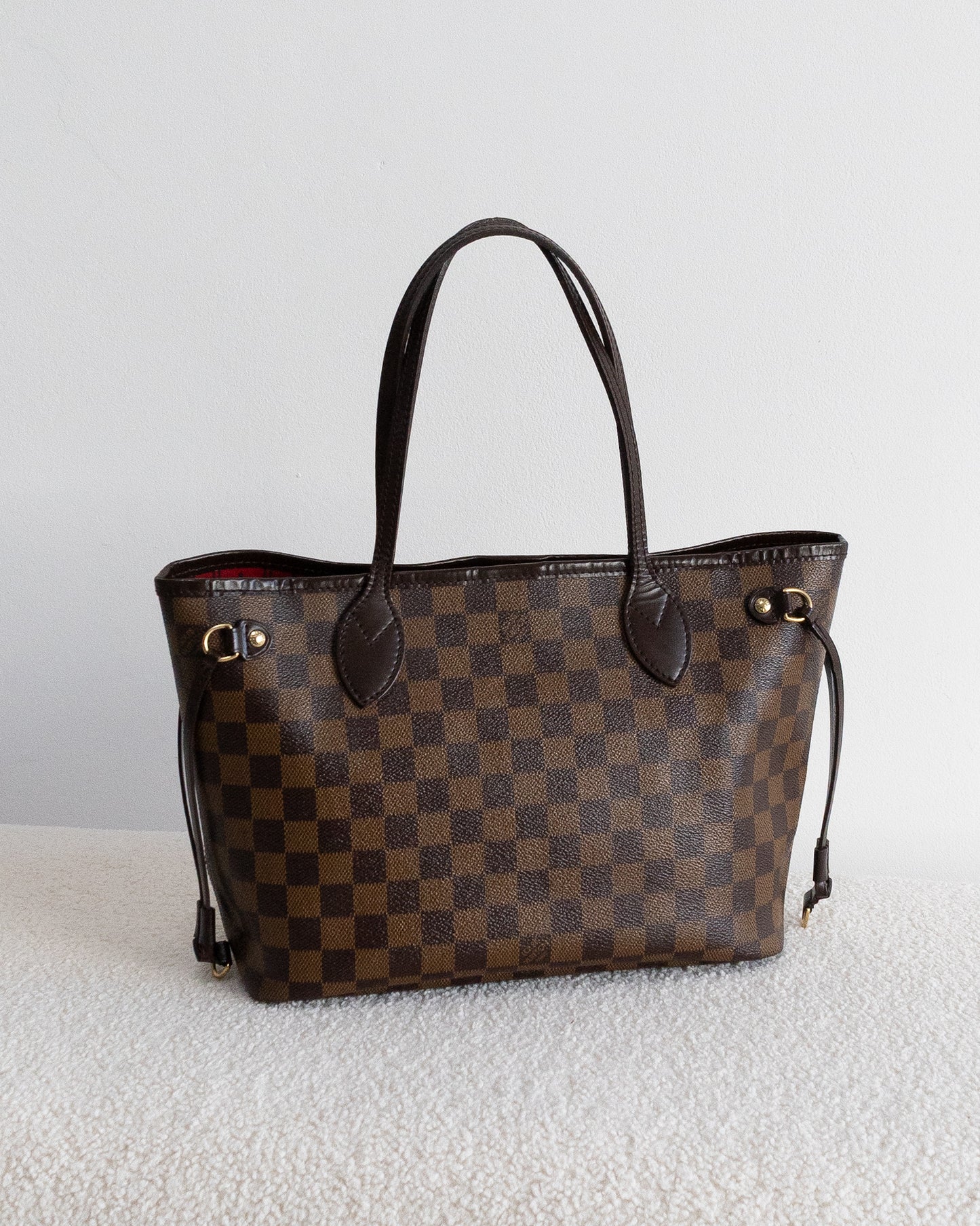 LOUIS VUITTON Neverfull PM