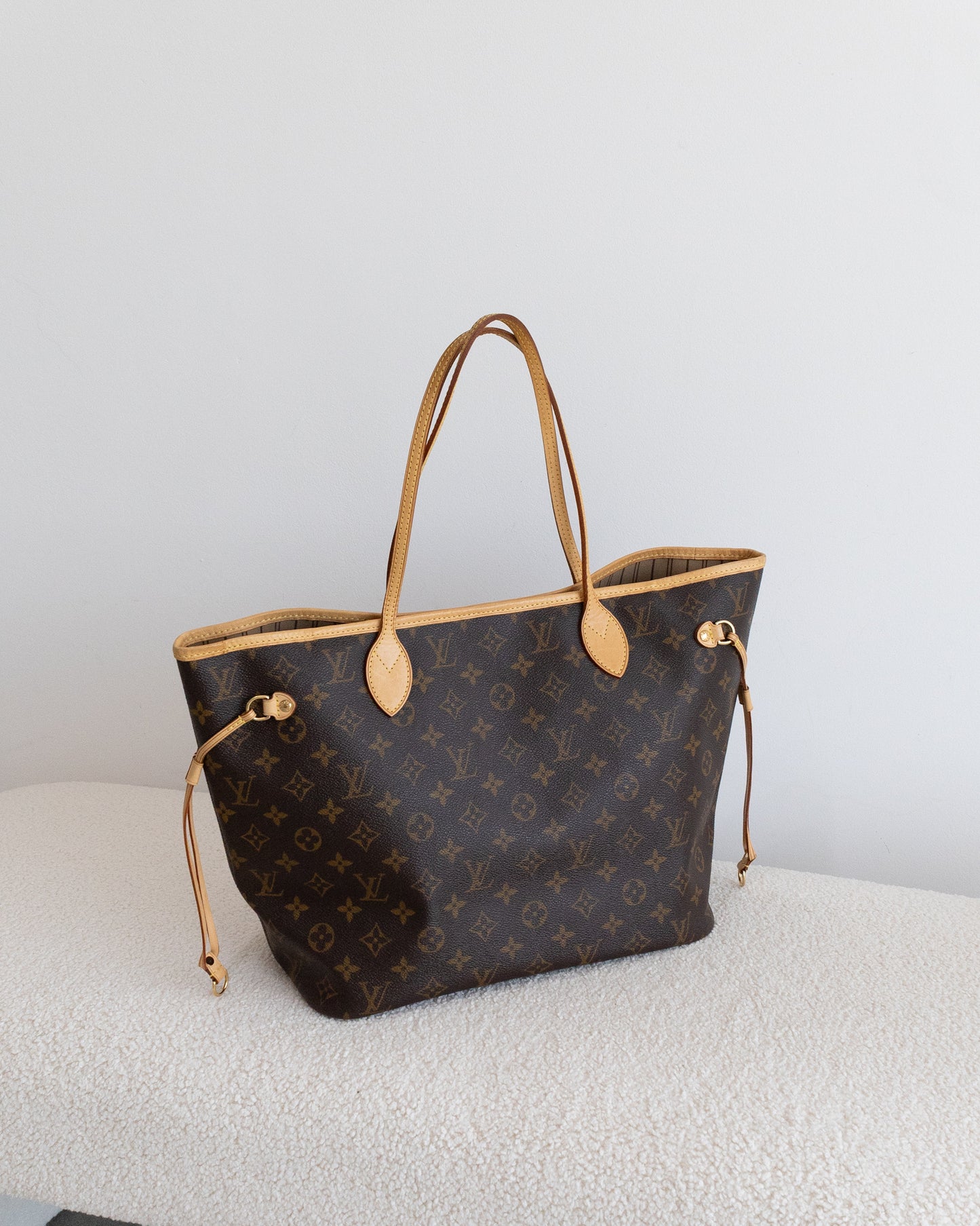 LOUIS VUITTON Neverfull MM