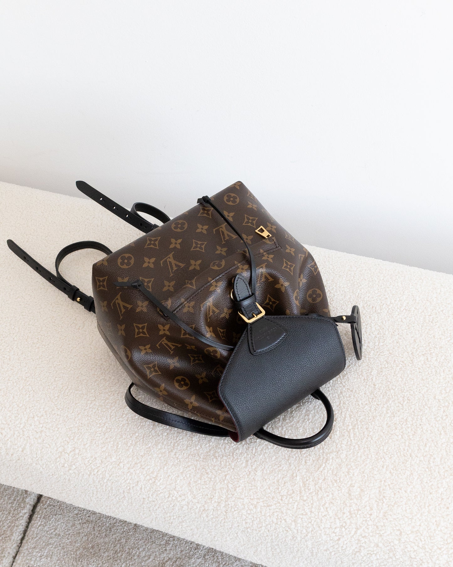 LOUIS VUITTON Montsouris PM