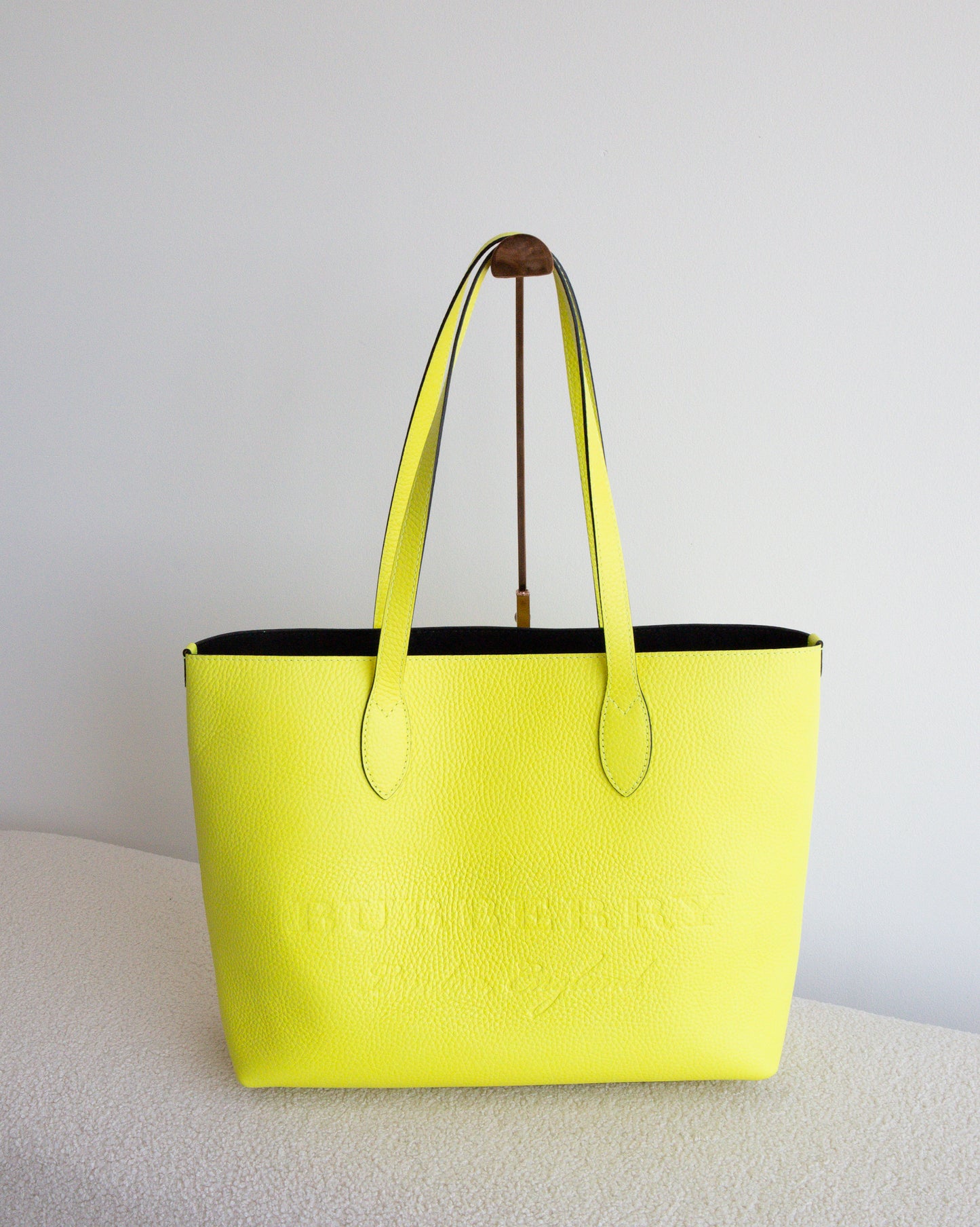 BURBERRY Tote