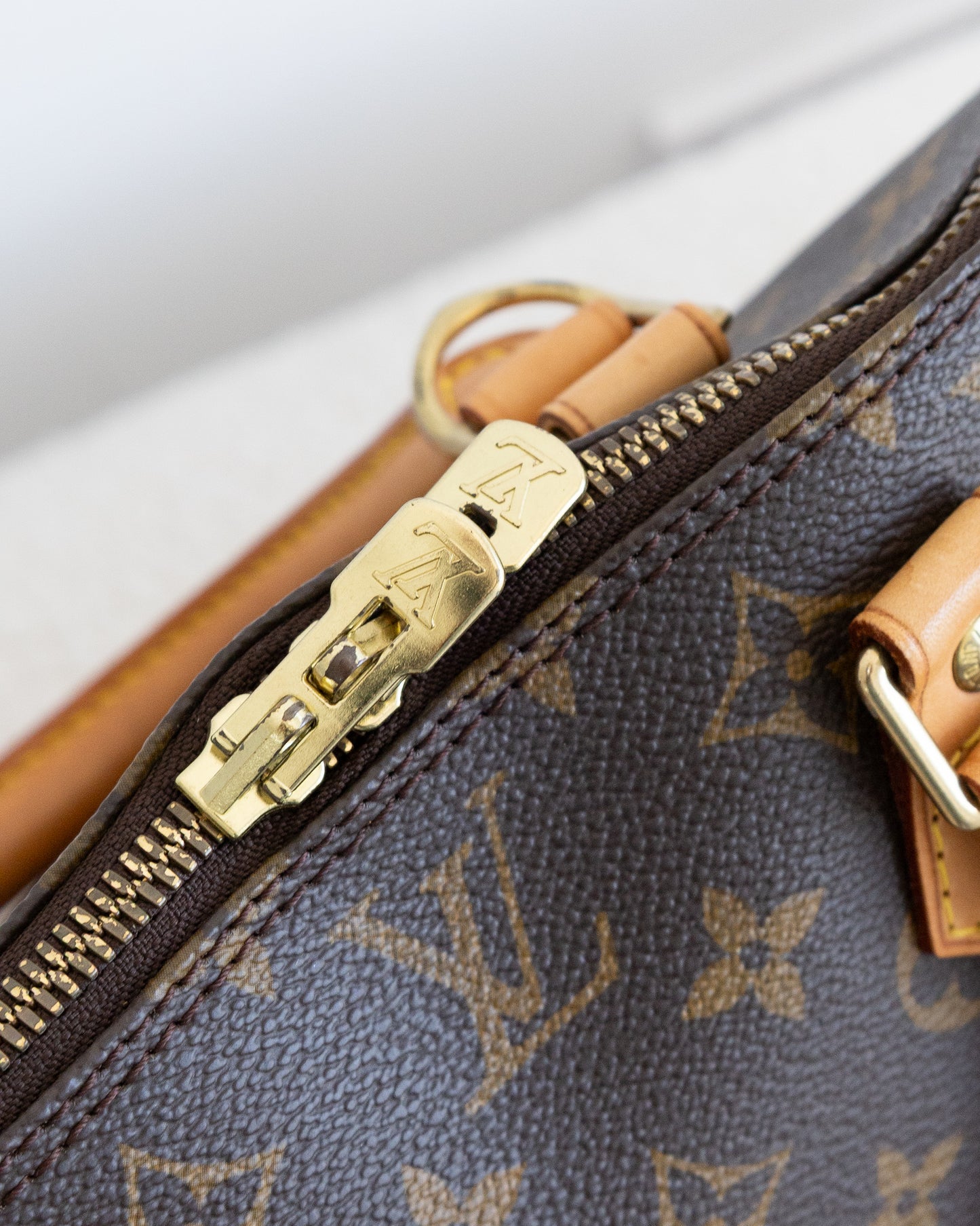LOUIS VUITTON Alma PM