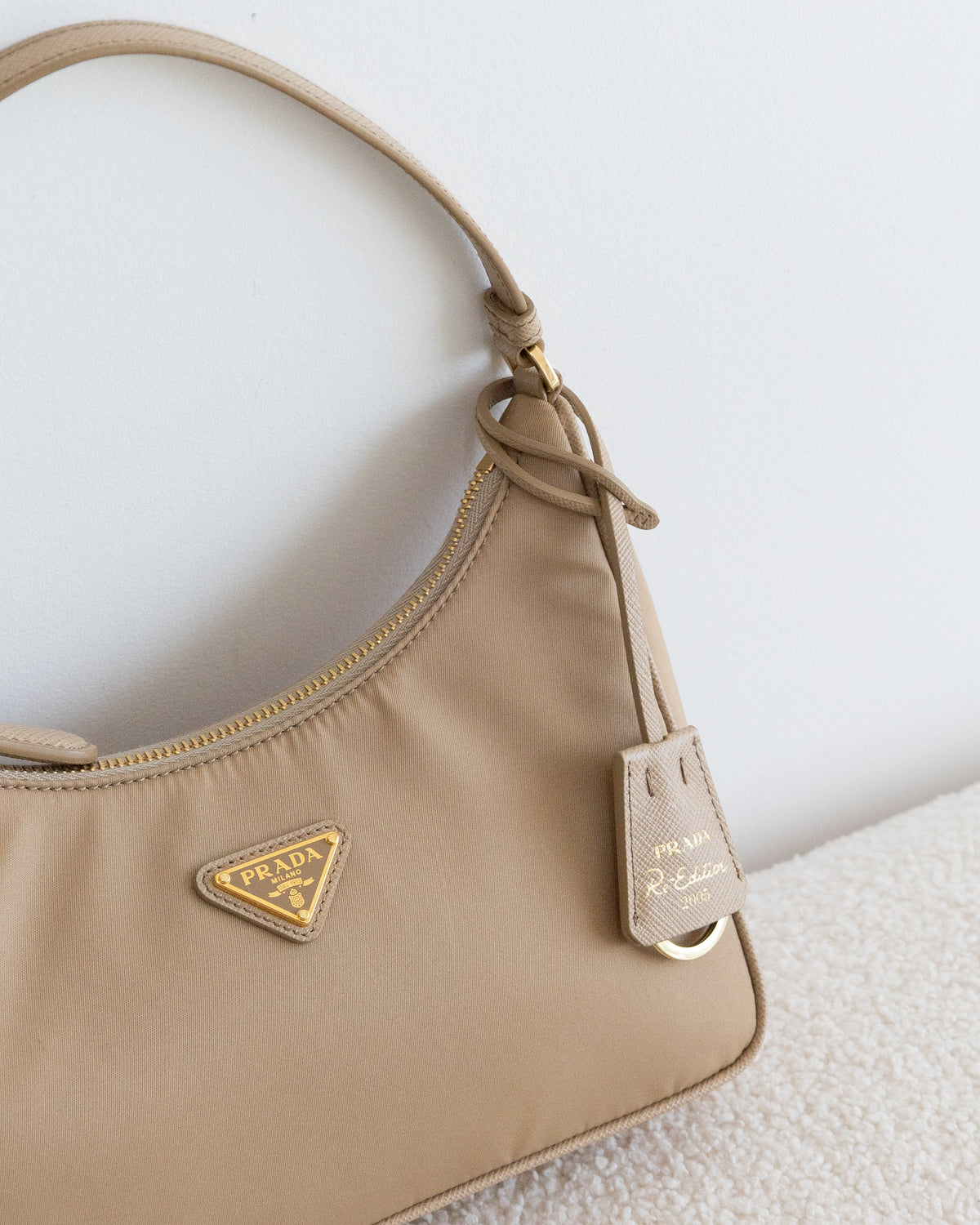 PRADA Re-Edition 2000