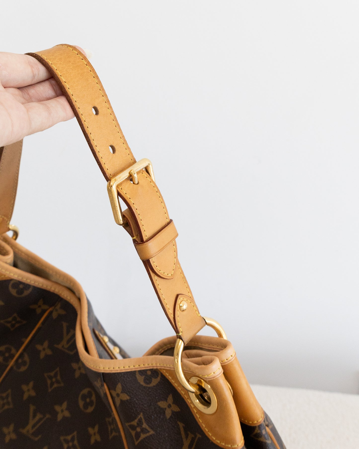 LOUIS VUITTON Galliera