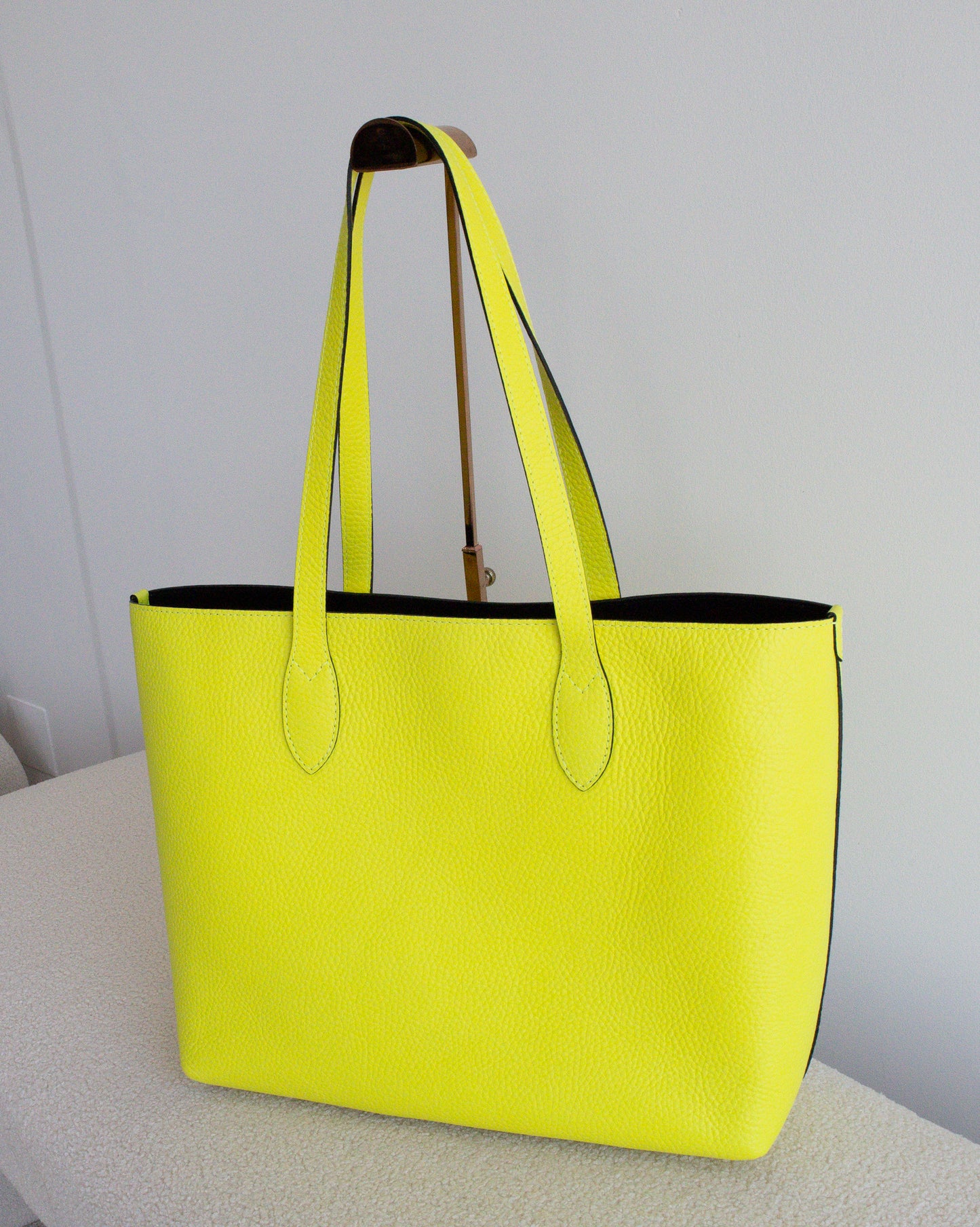BURBERRY Tote