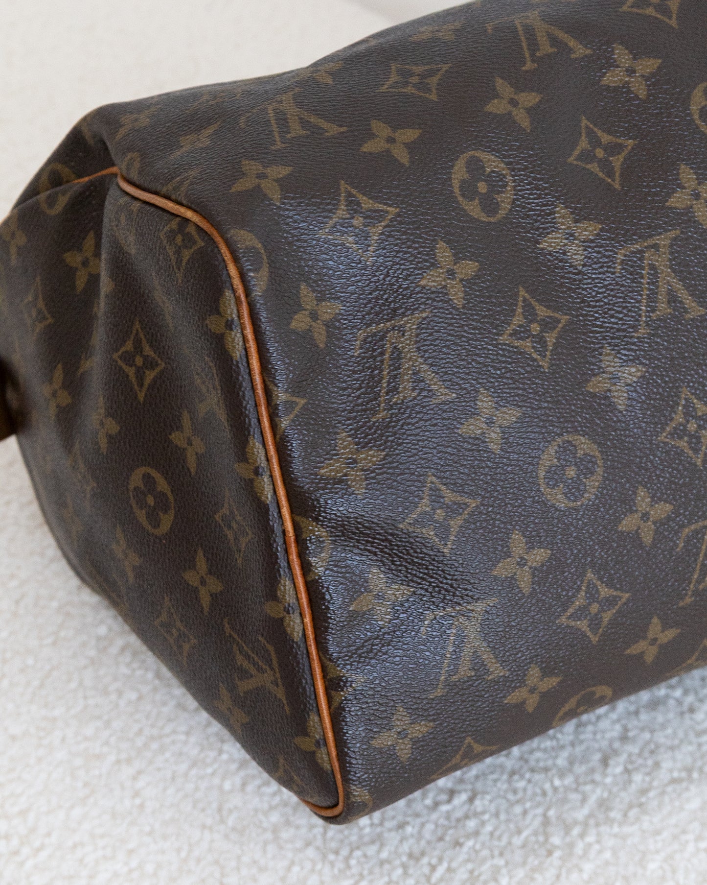 LOUIS VUITTON Speedy 30